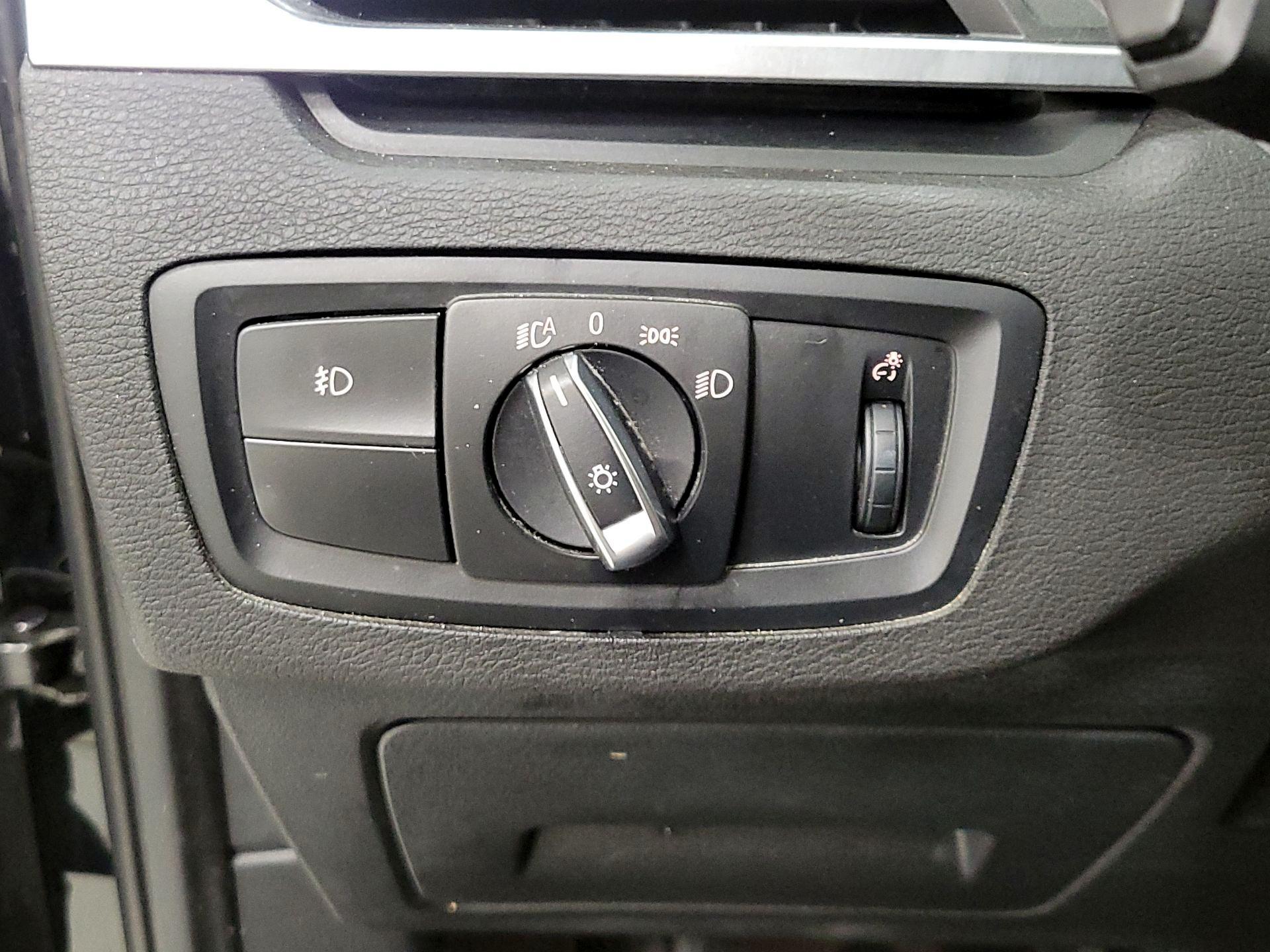 Thumbnail: 2018 BMW X1 - 13