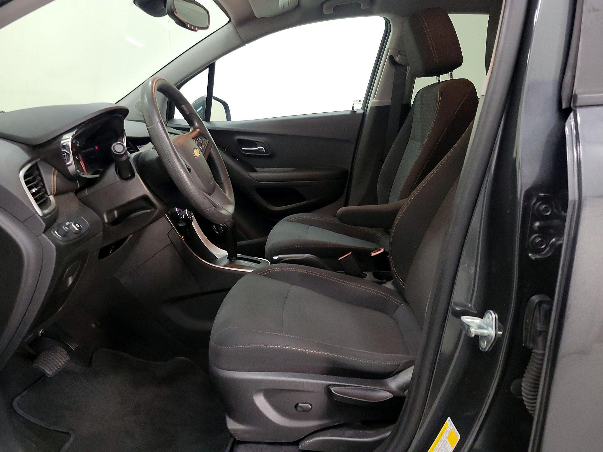 Thumbnail: 2020 Chevrolet Trax - 11