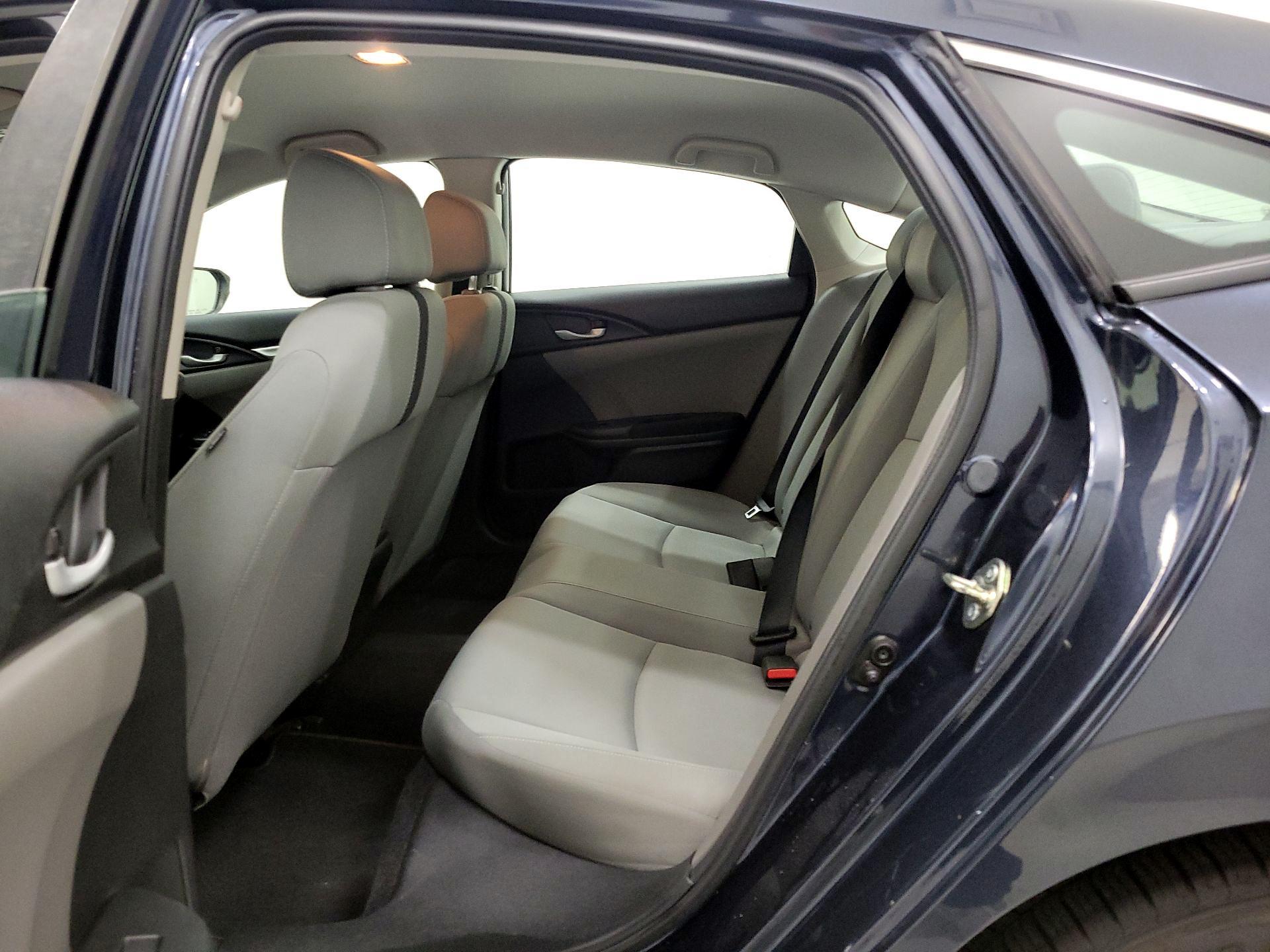 Thumbnail: 2016 Honda Civic - 19