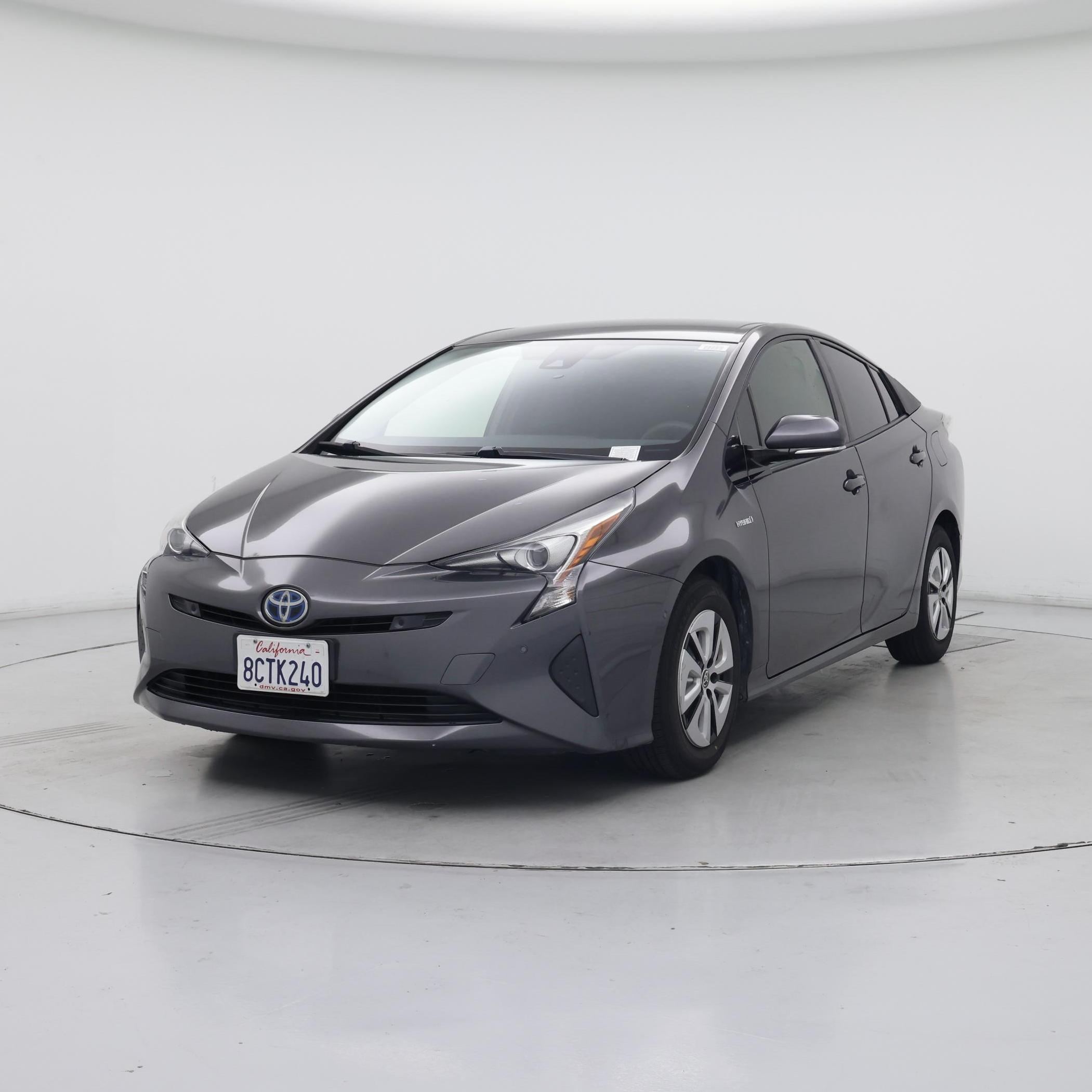 Thumbnail: 2018 Toyota Prius - 4