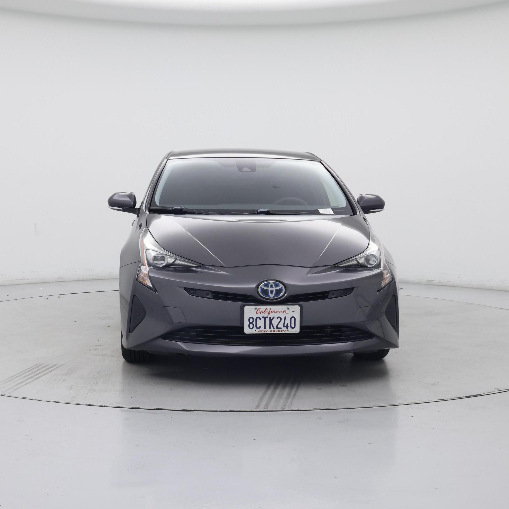 Thumbnail: 2018 Toyota Prius - 5