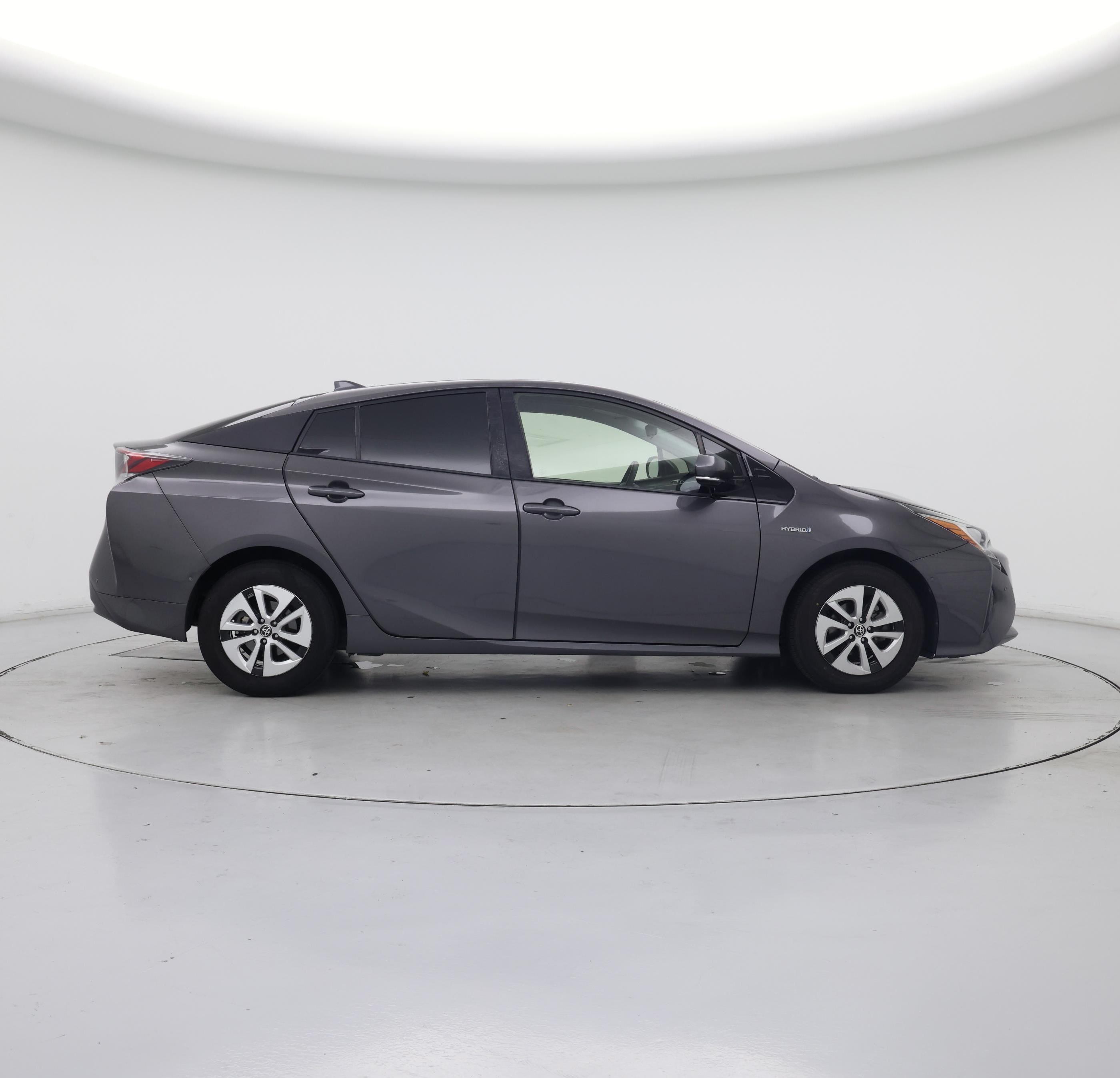 Thumbnail: 2018 Toyota Prius - 7