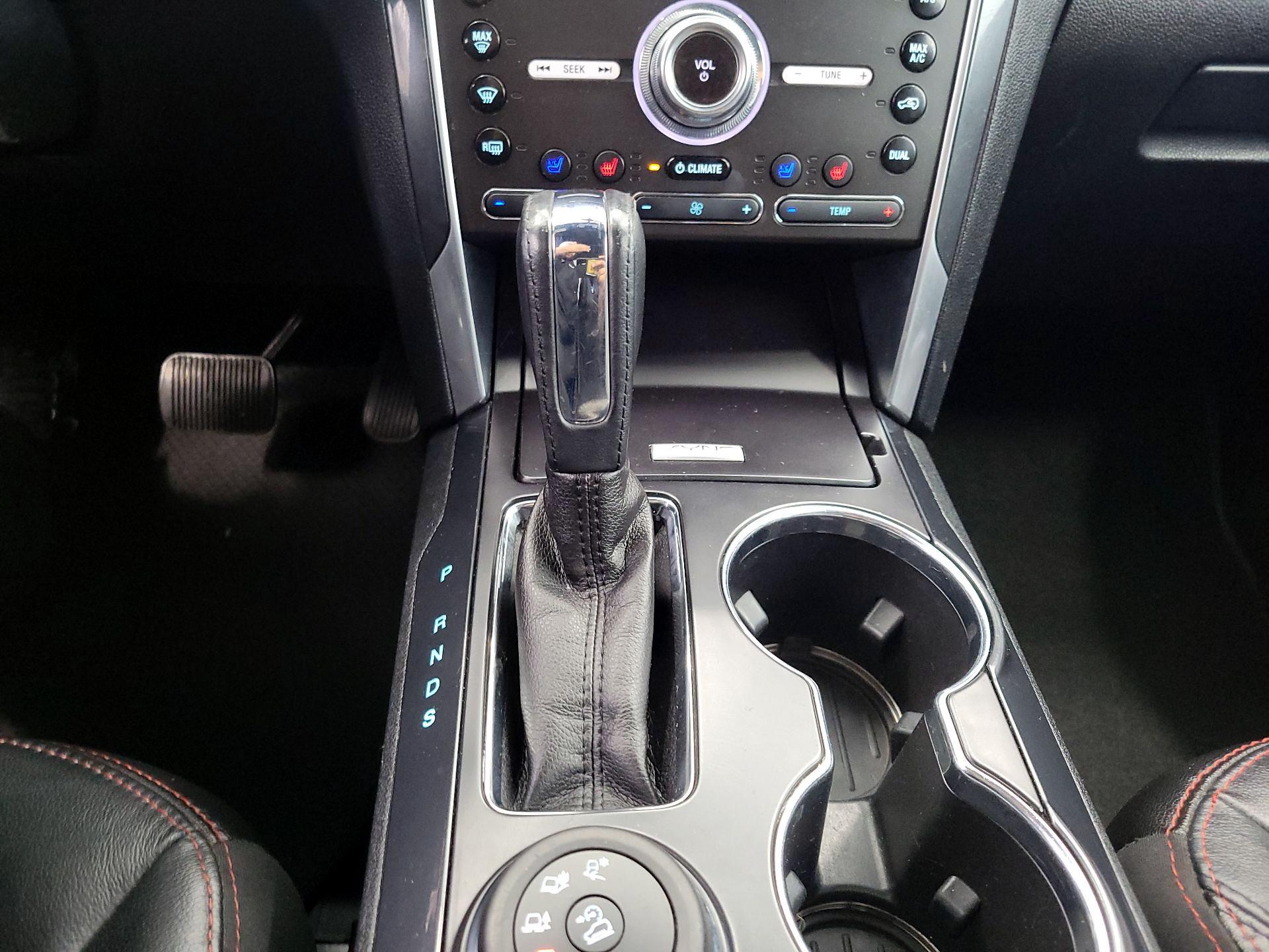 Thumbnail: 2017 Ford Explorer - 18