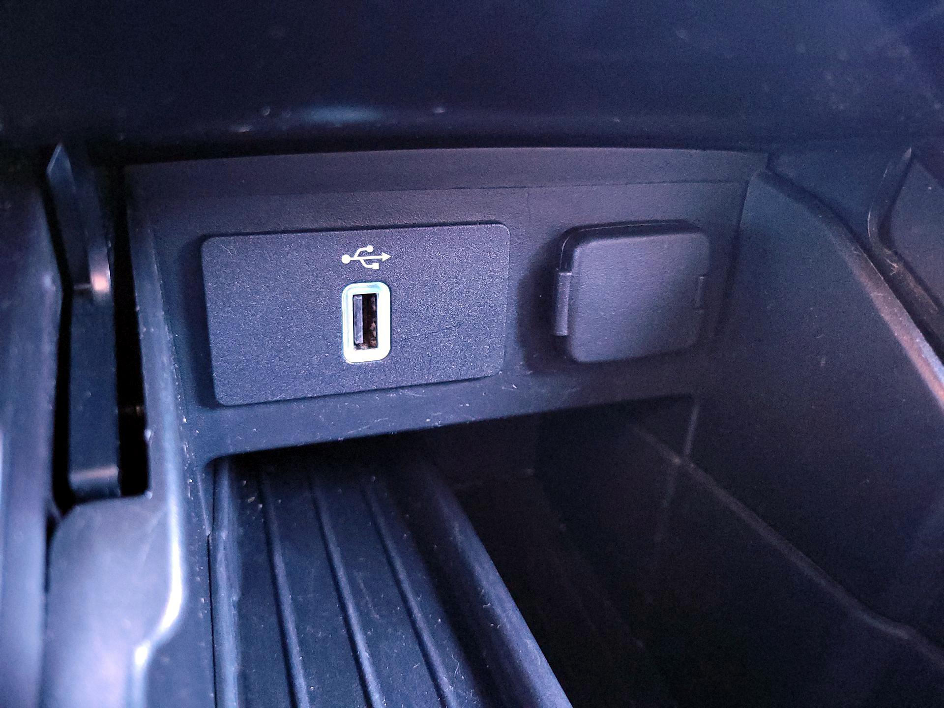 Thumbnail: 2017 Ford Explorer - 19