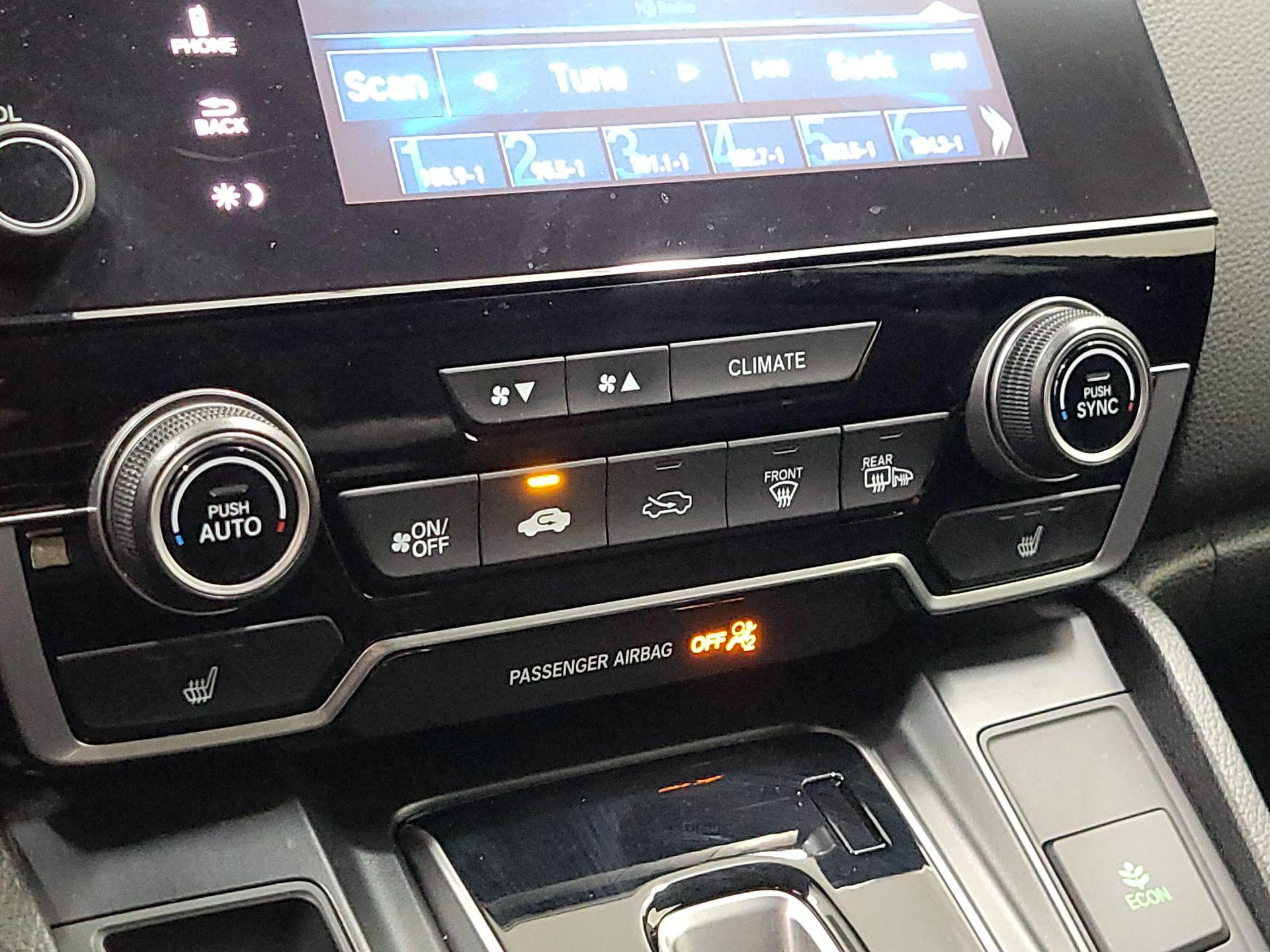 Thumbnail: 2018 Honda CR-V - 17