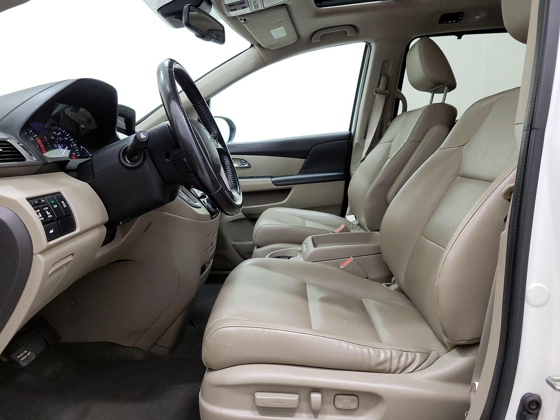 Thumbnail: 2016 Honda Odyssey - 11