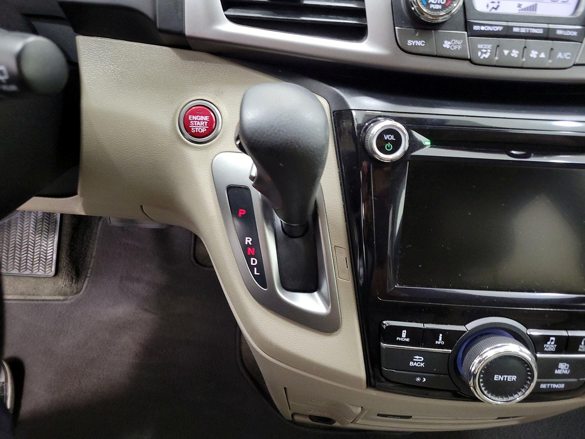 Thumbnail: 2016 Honda Odyssey - 17