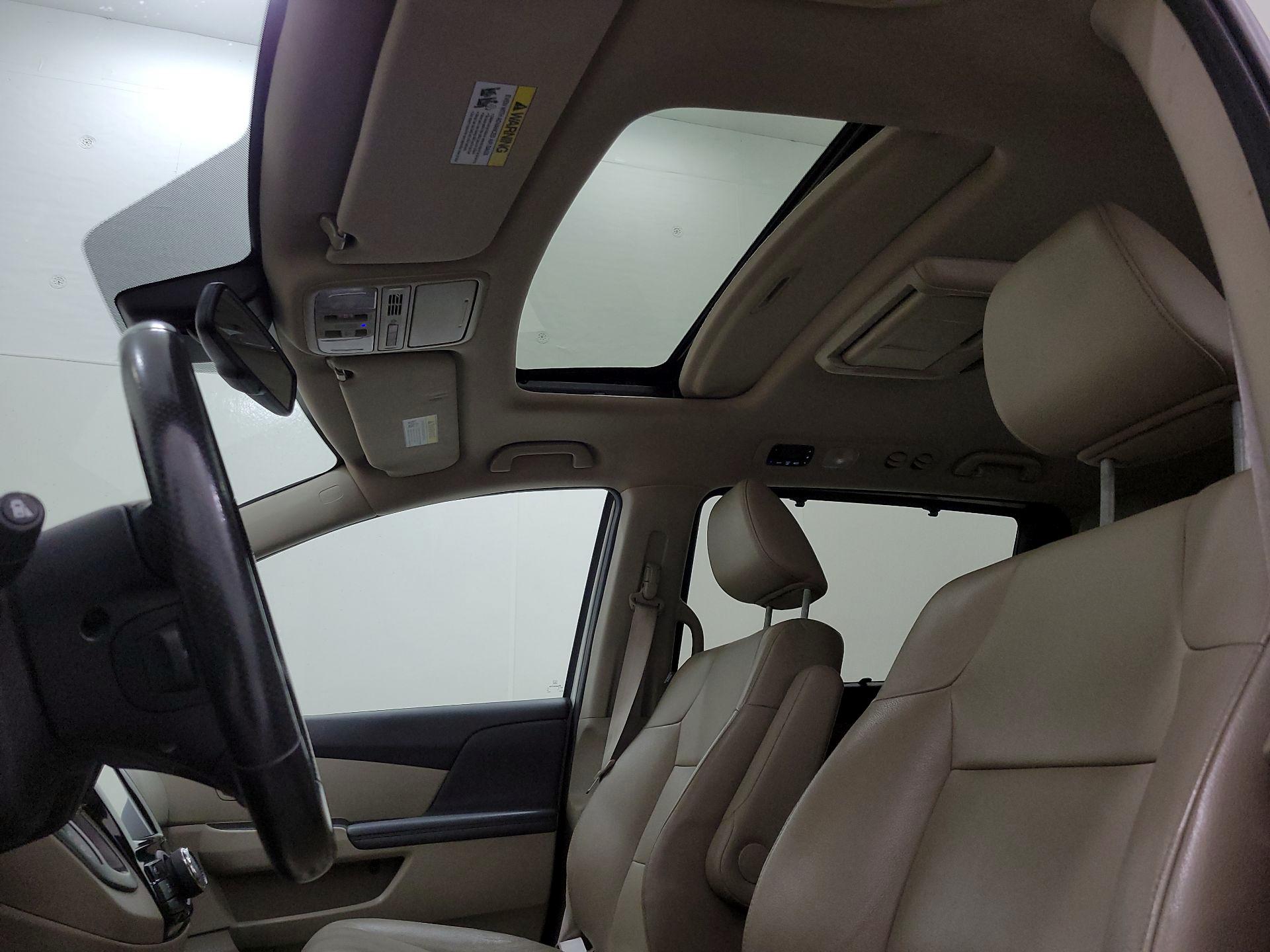 Thumbnail: 2016 Honda Odyssey - 19