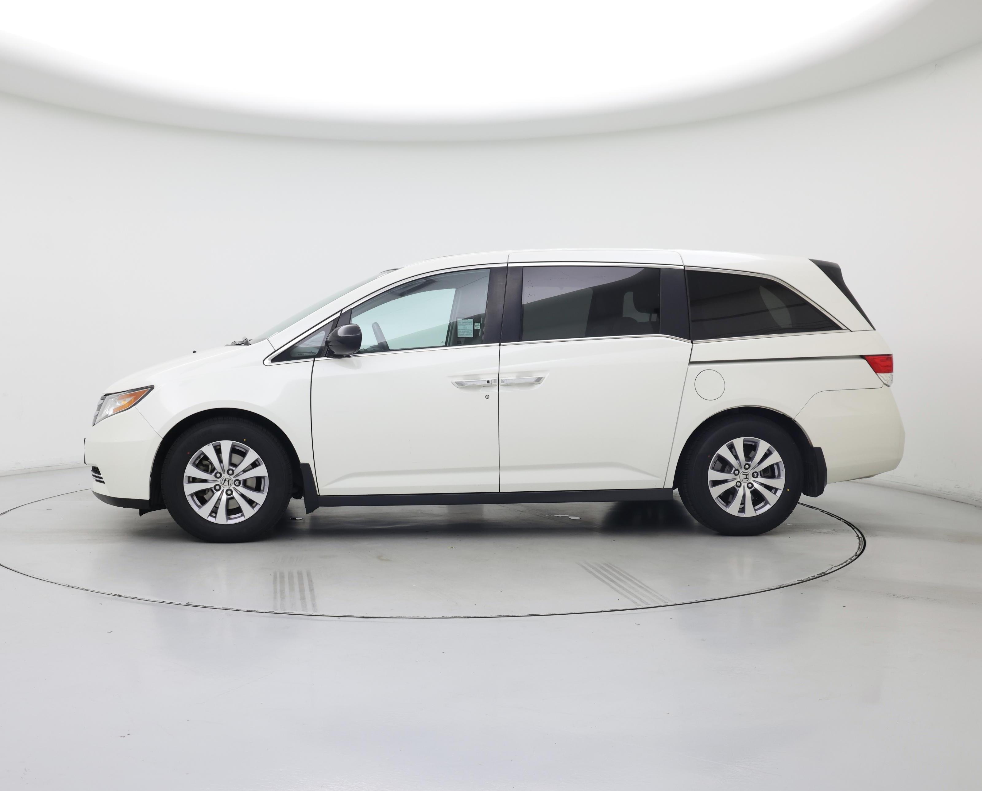 Thumbnail: 2016 Honda Odyssey - 3
