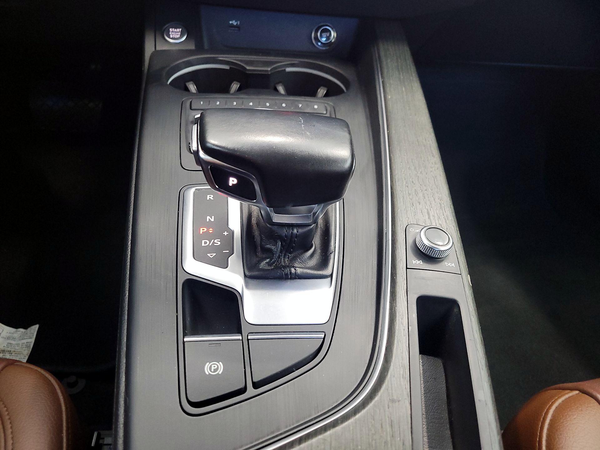 Thumbnail: 2018 Audi A4 - 18