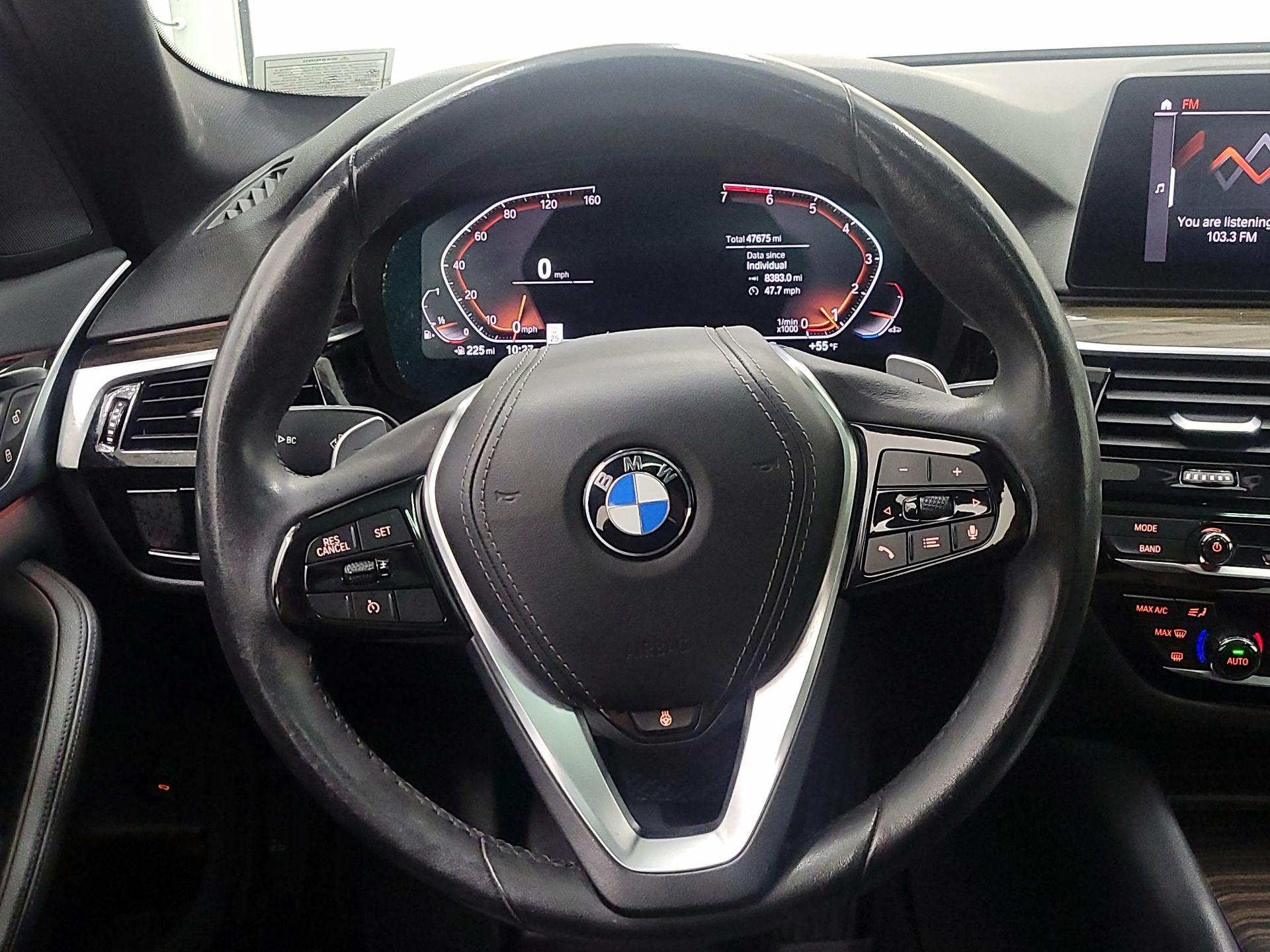 Thumbnail: 2020 BMW 5 Series - 10