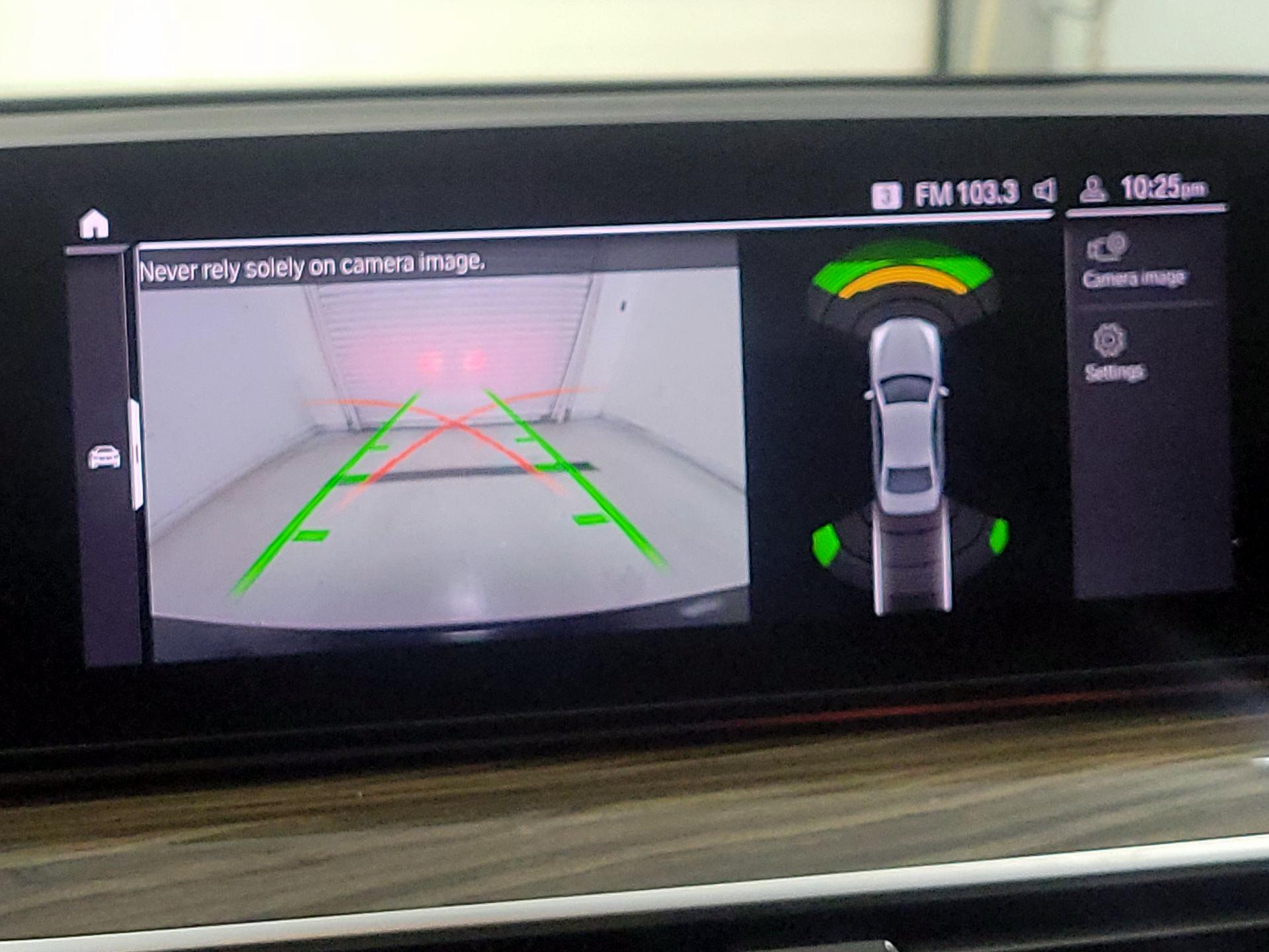 Thumbnail: 2020 BMW 5 Series - 14