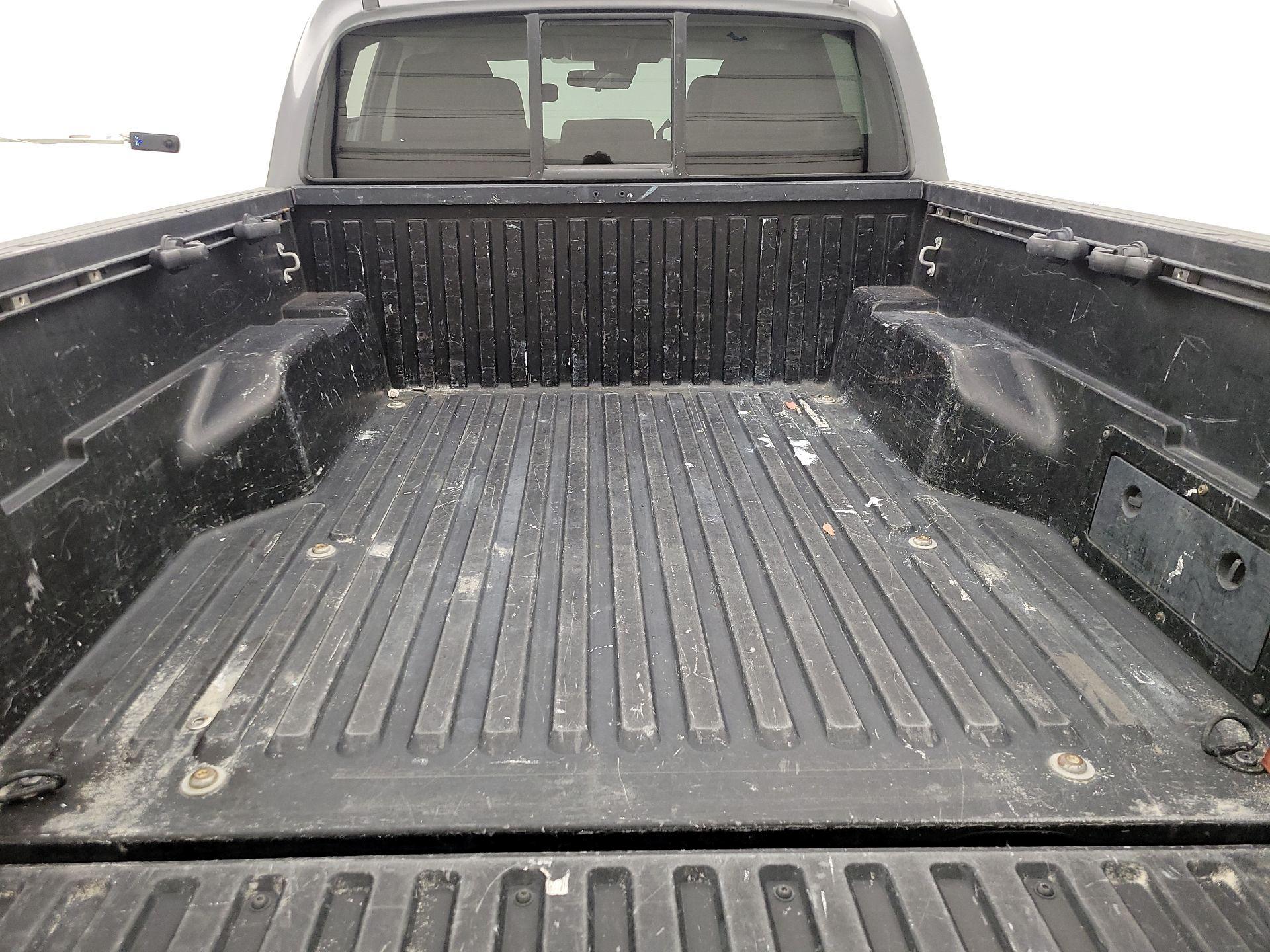 Thumbnail: 2019 Toyota Tacoma - 20