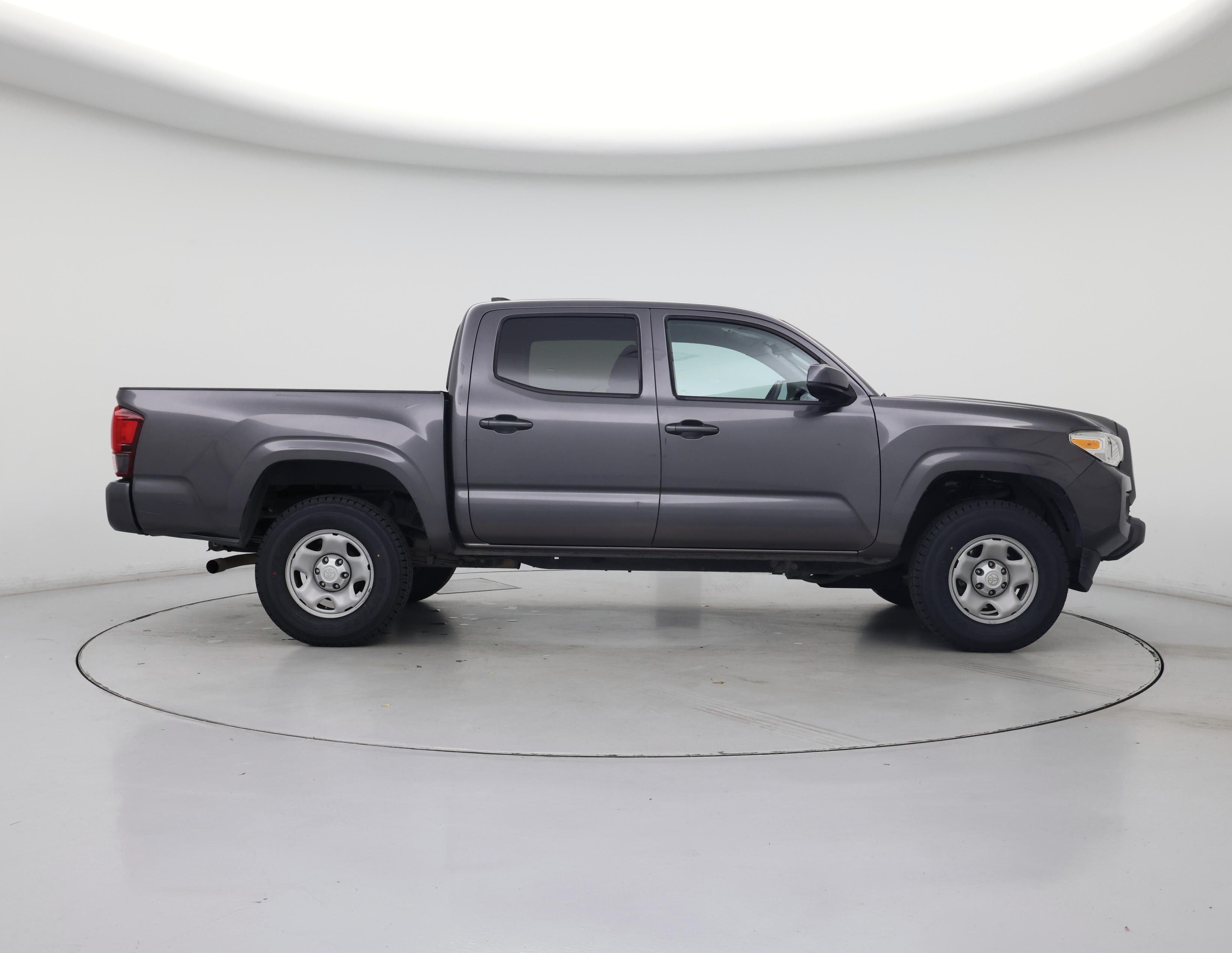 Thumbnail: 2019 Toyota Tacoma - 7