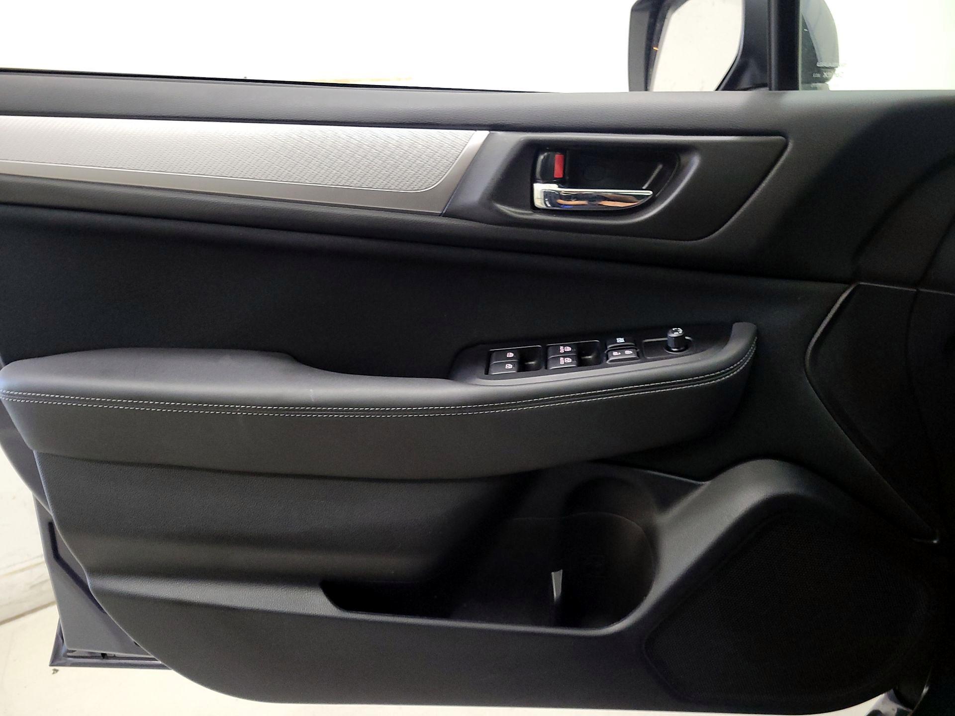 Thumbnail: 2016 Subaru Legacy - 12