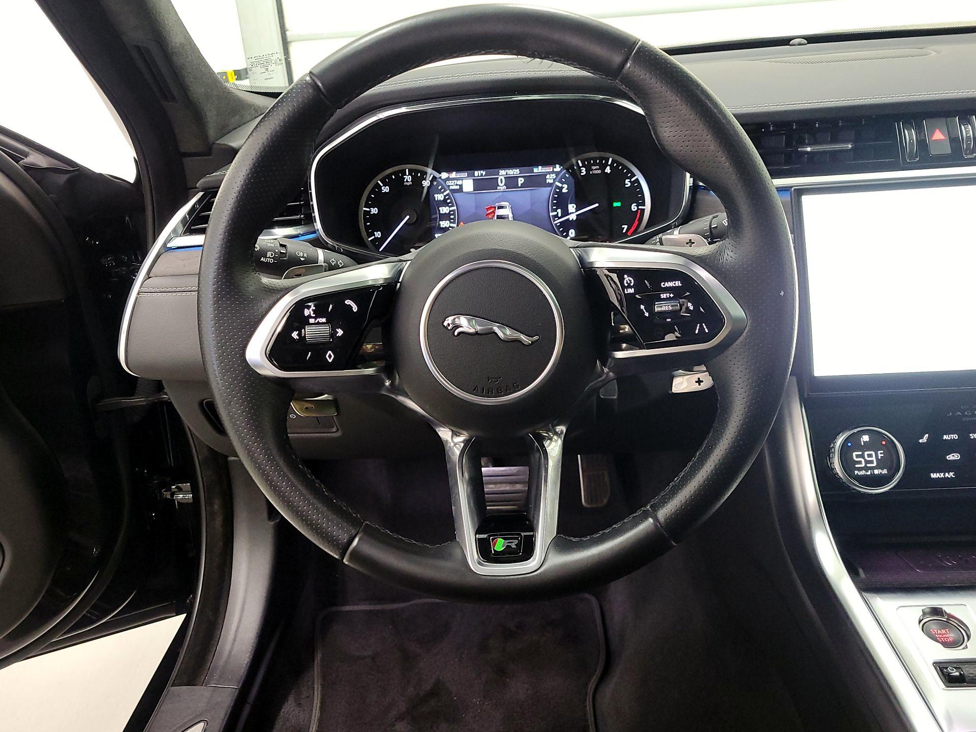 Thumbnail: 2023 Jaguar XF - 10