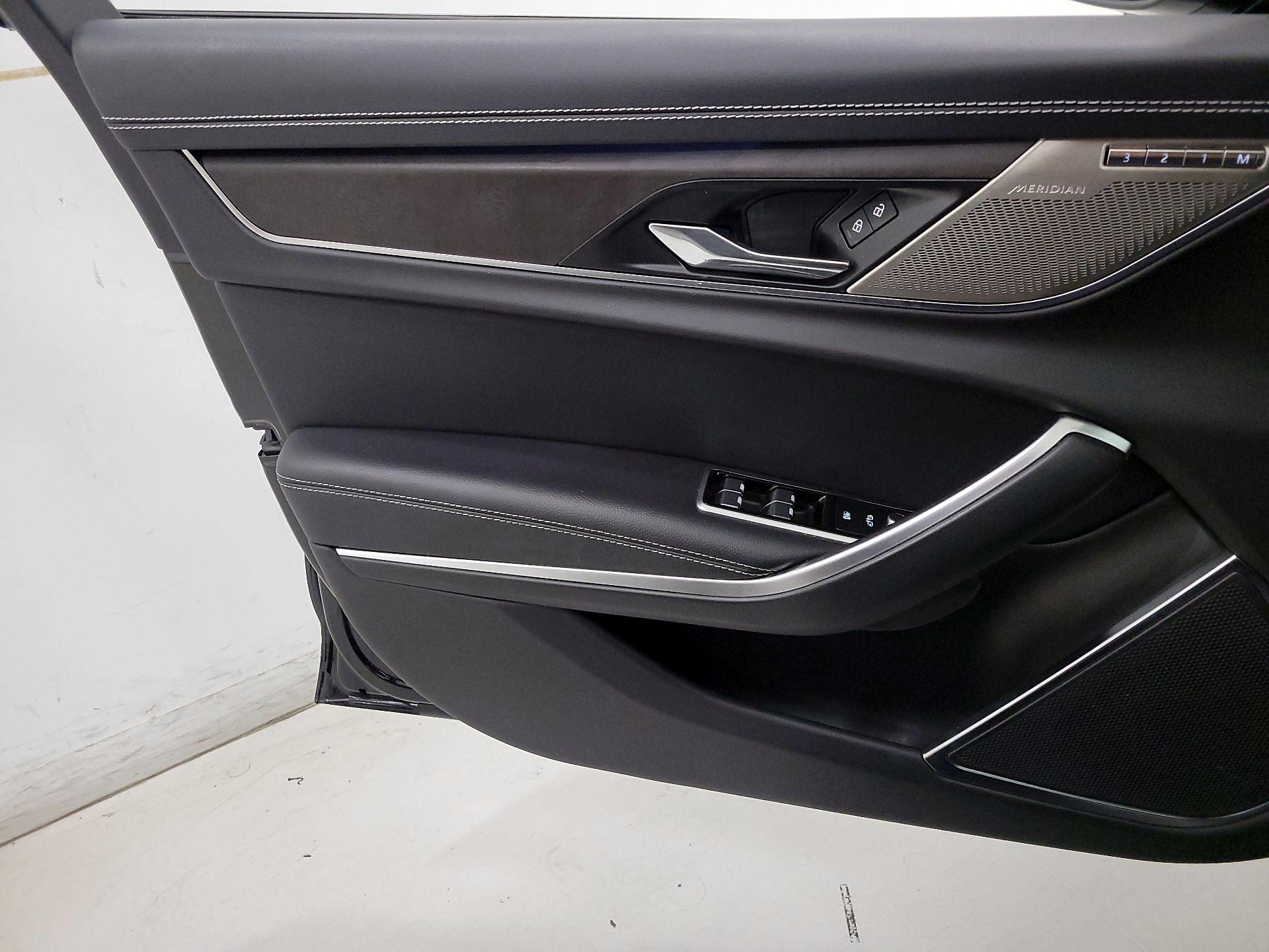 Thumbnail: 2023 Jaguar XF - 12