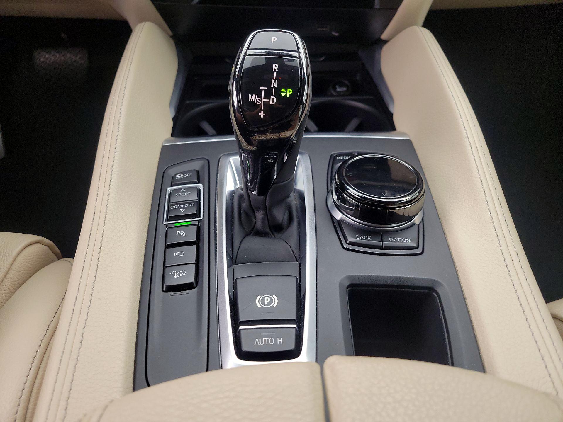 Thumbnail: 2019 BMW X6 - 17