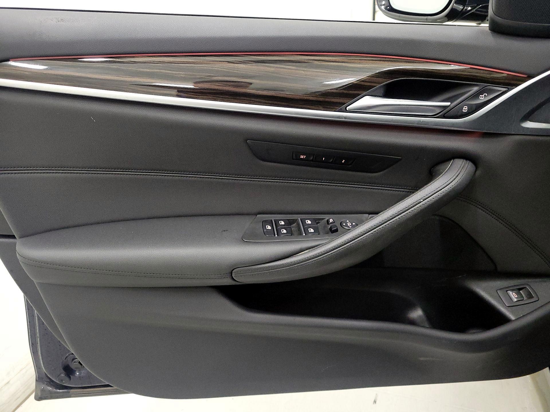 Thumbnail: 2019 BMW 5 Series - 12