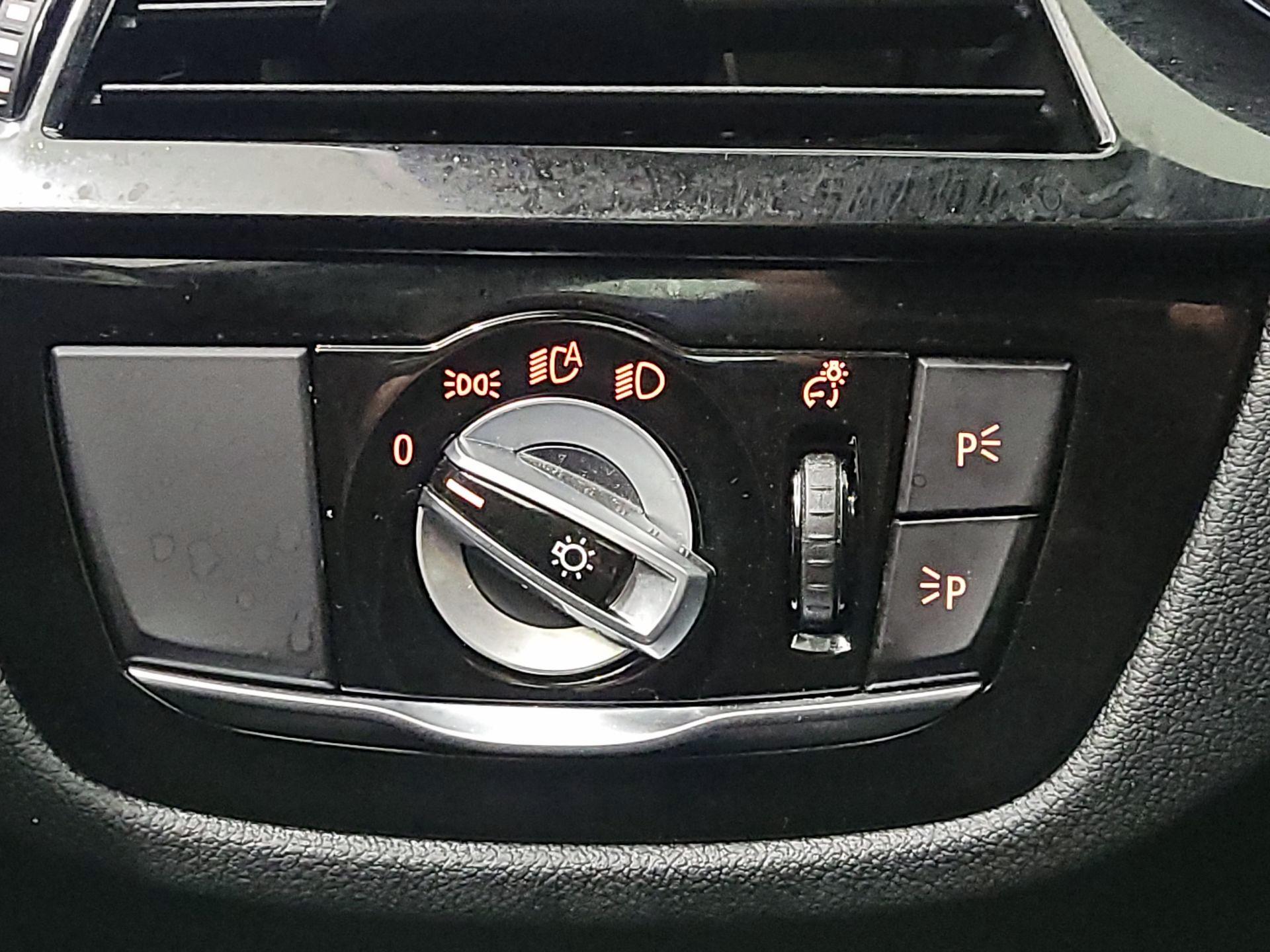 Thumbnail: 2019 BMW 5 Series - 13