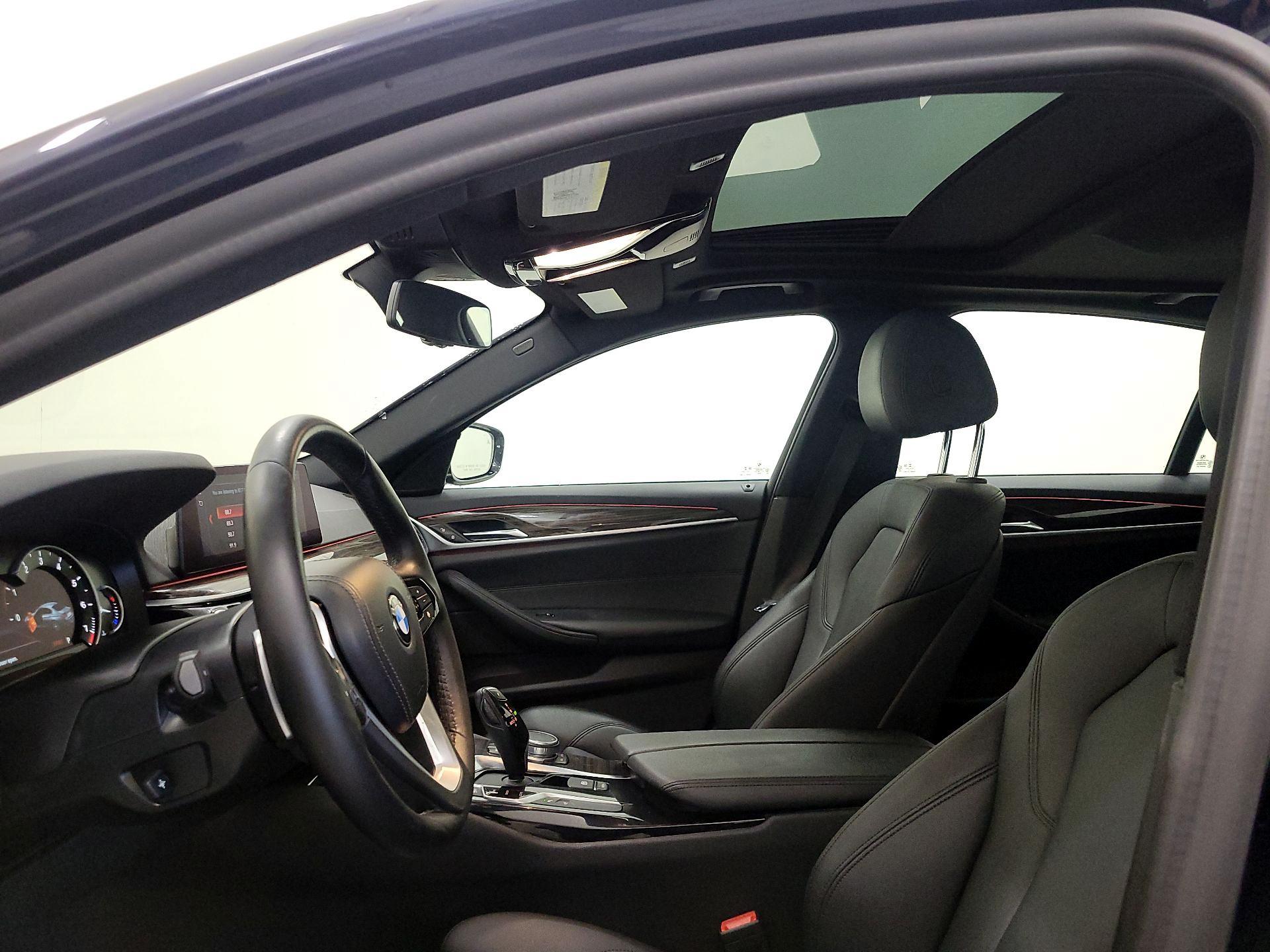 Thumbnail: 2019 BMW 5 Series - 20