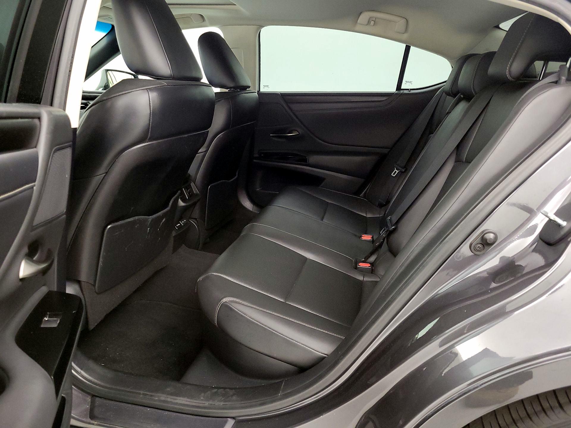 Thumbnail: 2023 Lexus ES - 19