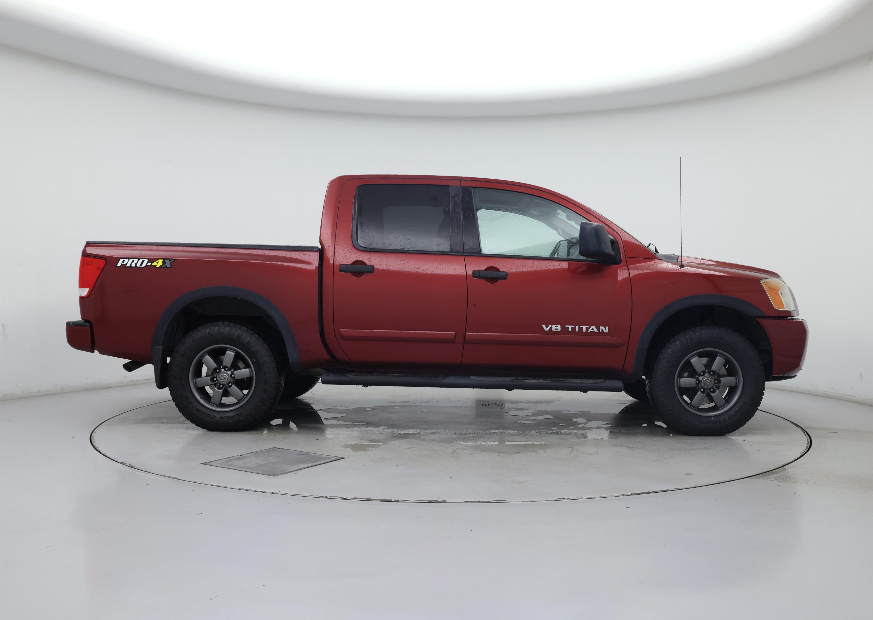 Thumbnail: 2014 Nissan Titan - 7