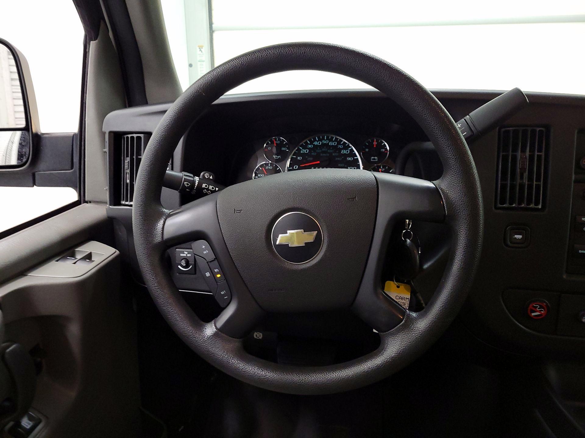 Thumbnail: 2014 Chevrolet Express - 10