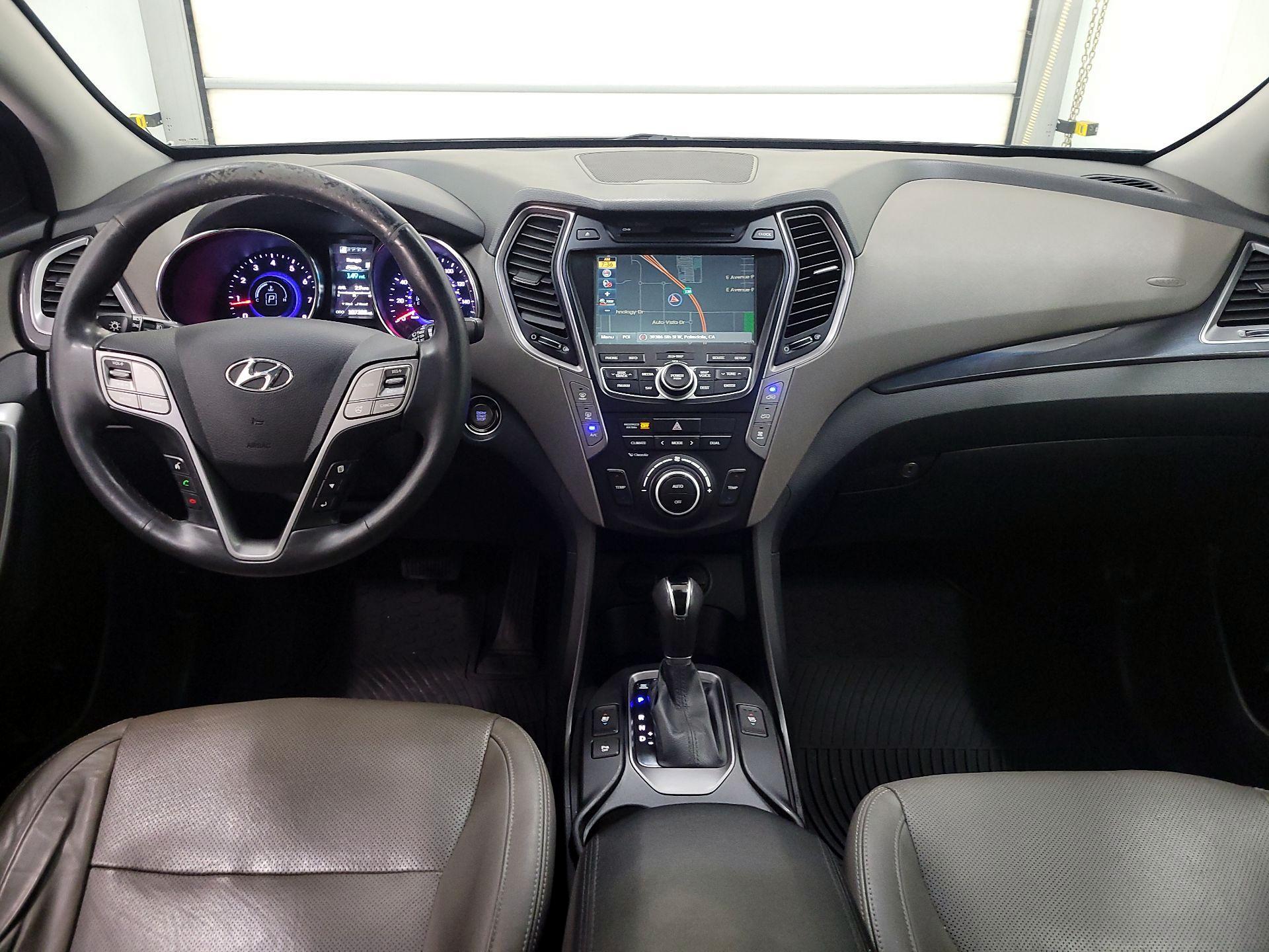 Thumbnail: 2016 Hyundai Santa Fe - 9