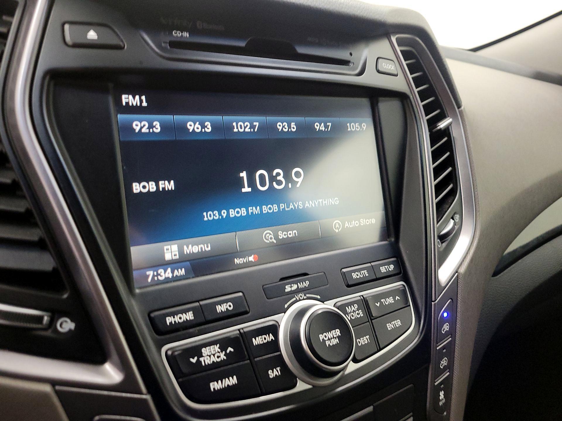 Thumbnail: 2016 Hyundai Santa Fe - 16