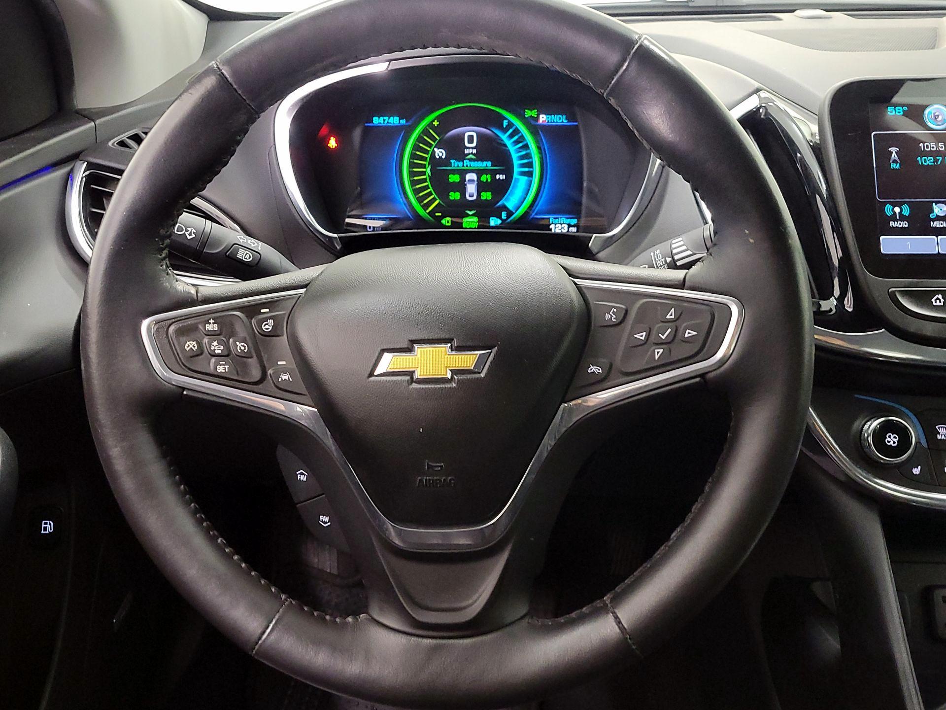 Thumbnail: 2017 Chevrolet Volt - 10