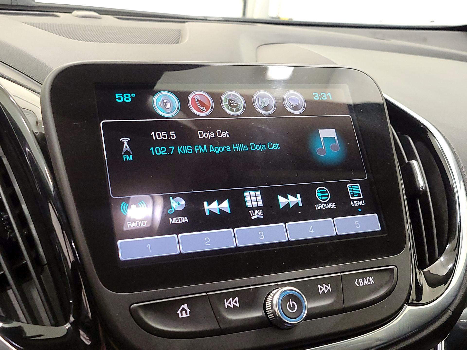 Thumbnail: 2017 Chevrolet Volt - 15