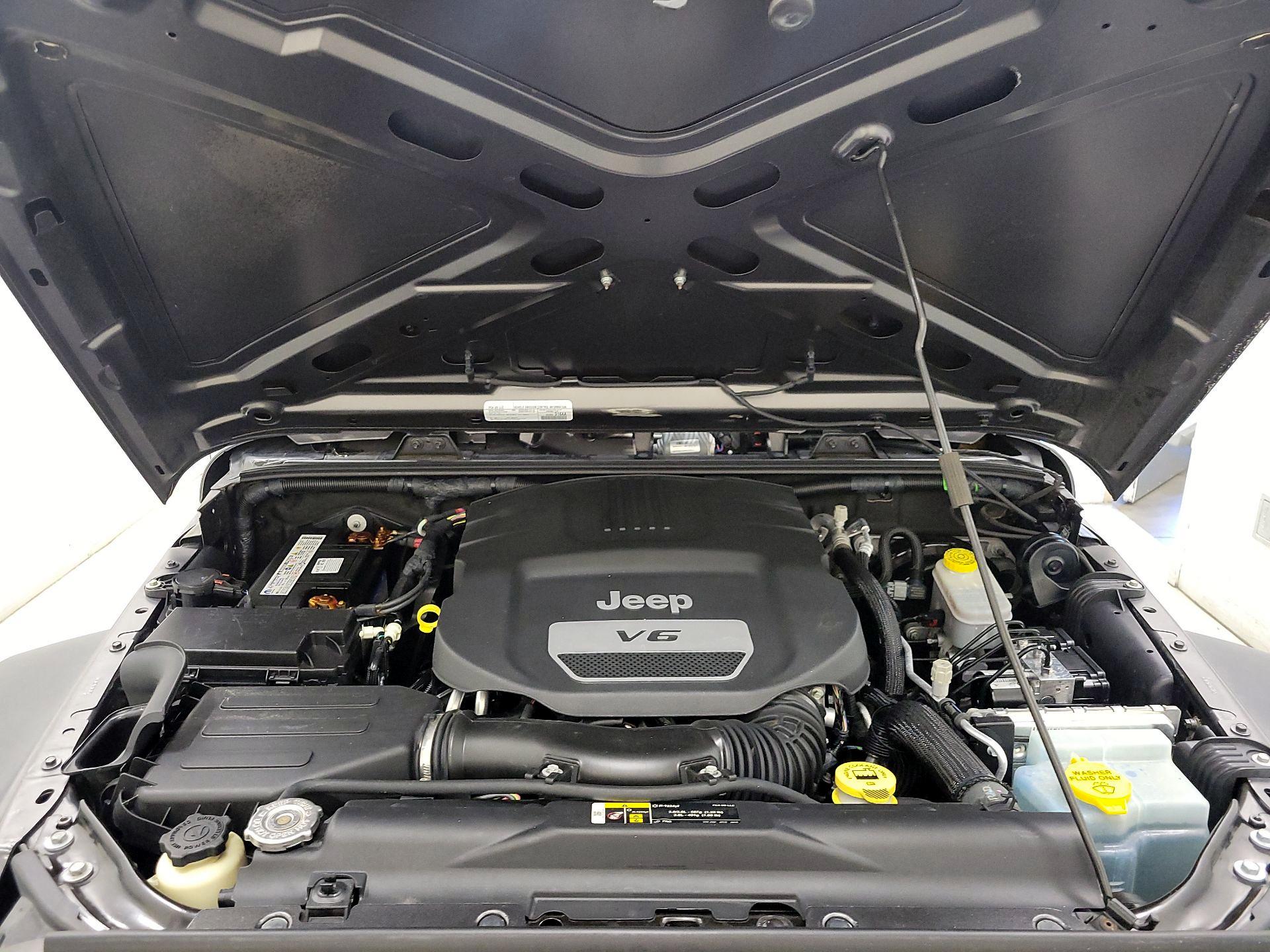 Thumbnail: 2018 Jeep Wrangler - 20