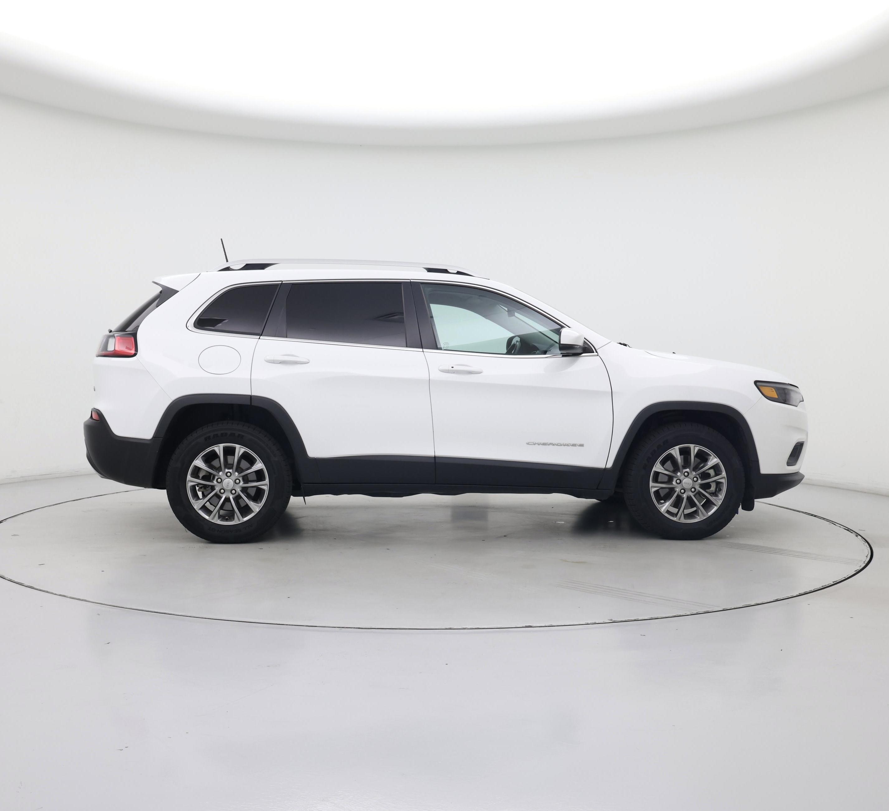 Thumbnail: 2021 Jeep Cherokee - 7