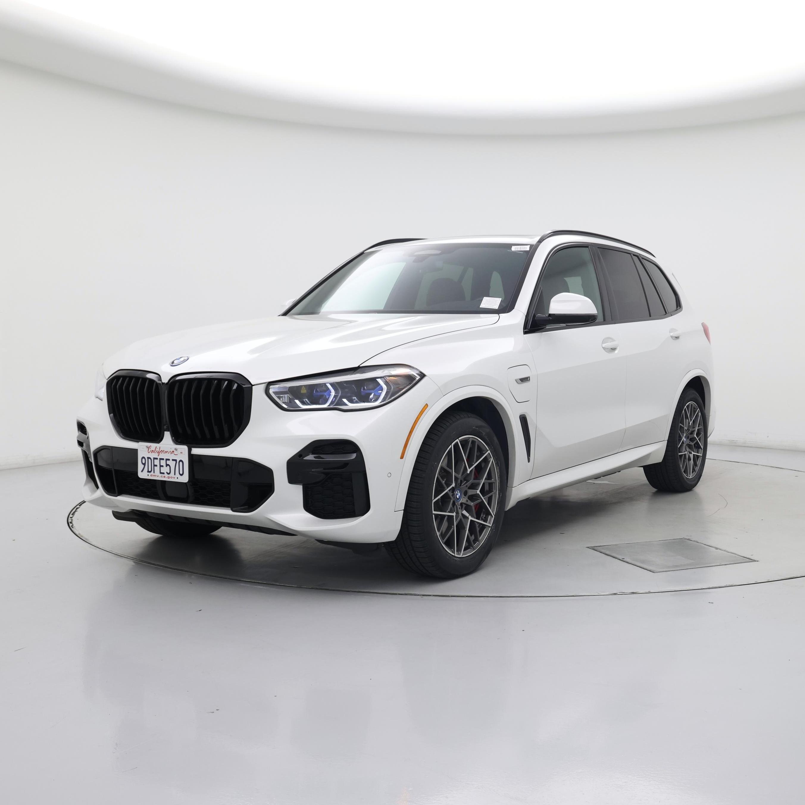 Thumbnail: 2023 BMW X5 - 4