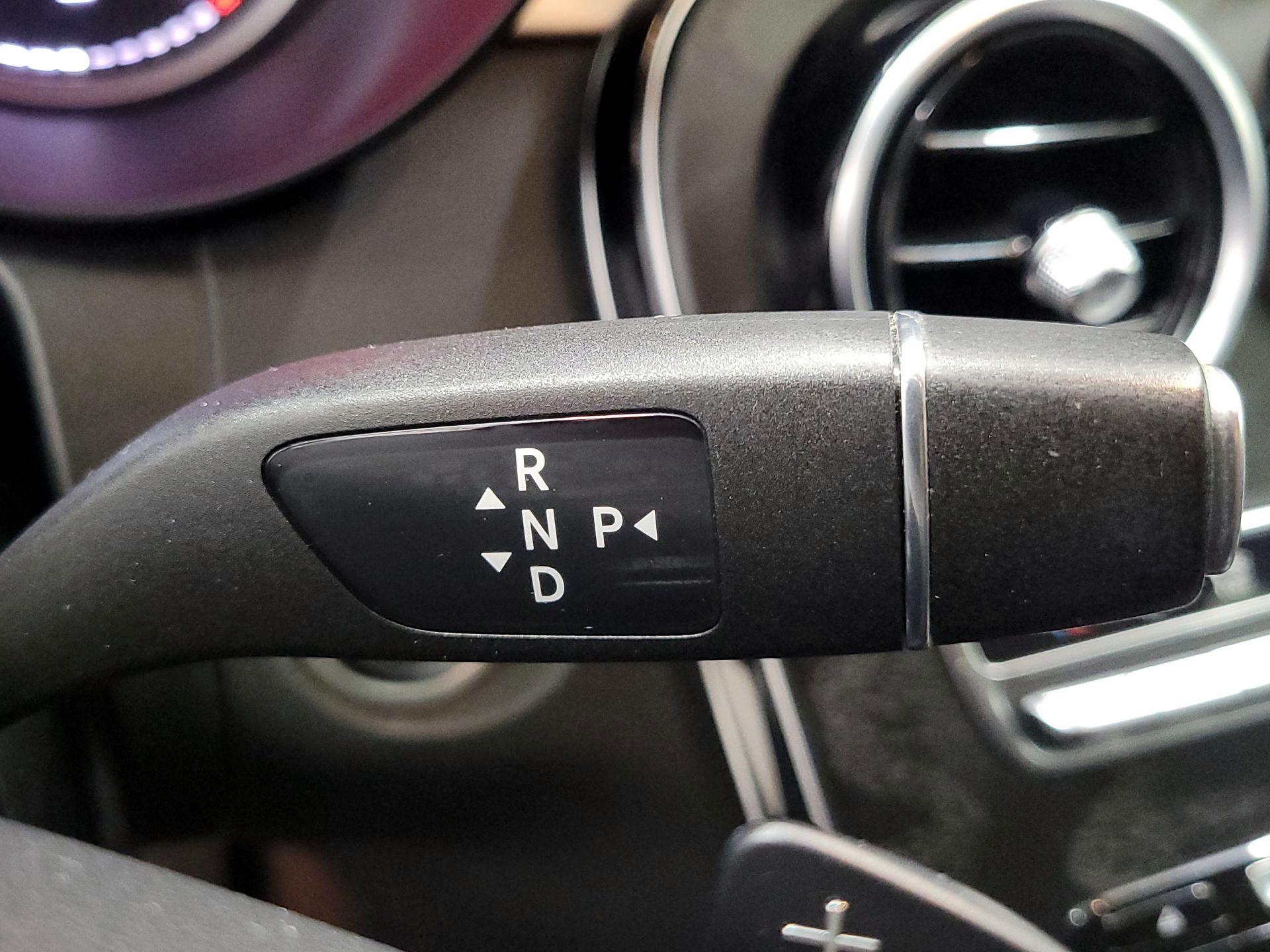 Thumbnail: 2019 Mercedes-Benz GLC - 17