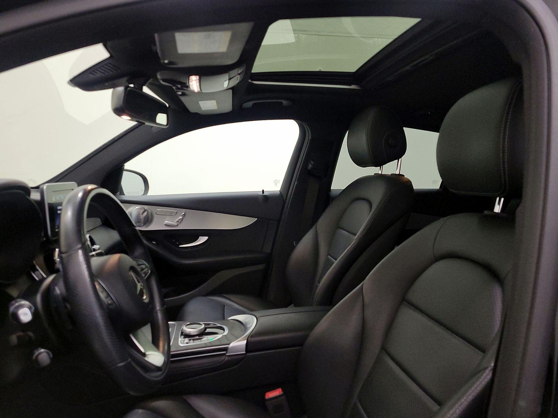 Thumbnail: 2019 Mercedes-Benz GLC - 18