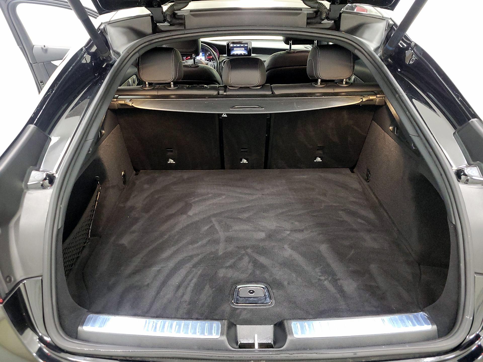 Thumbnail: 2019 Mercedes-Benz GLC - 20