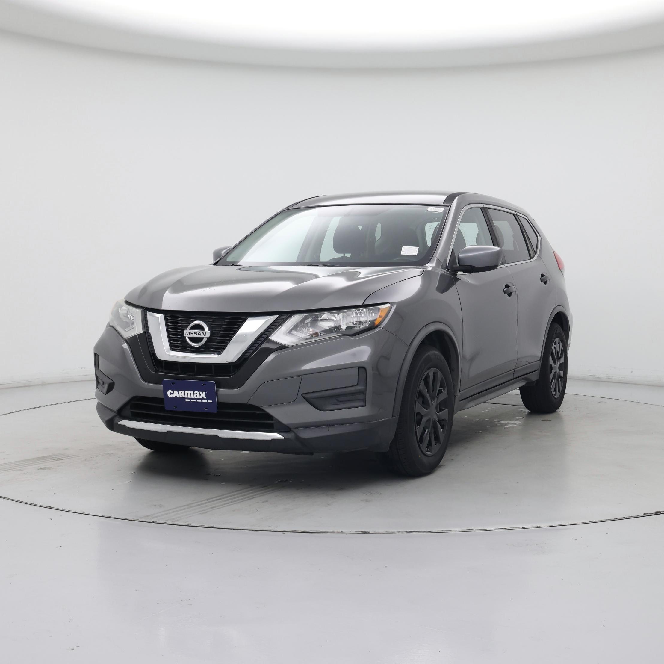 Thumbnail: 2017 Nissan Rogue - 4