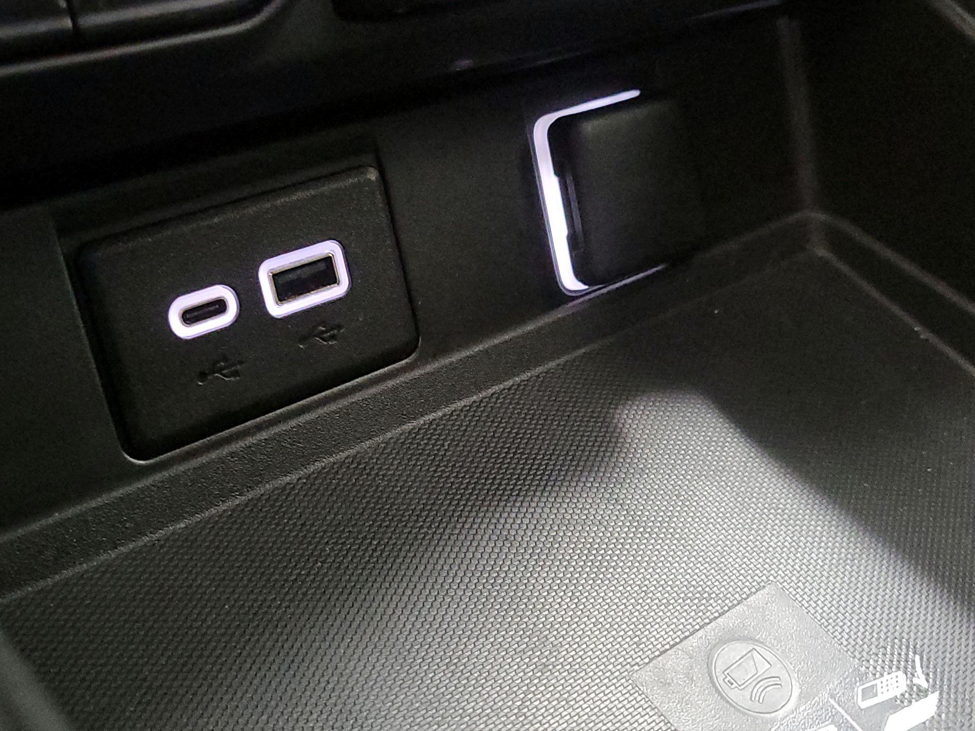 Thumbnail: 2023 Chevrolet Tahoe - 19