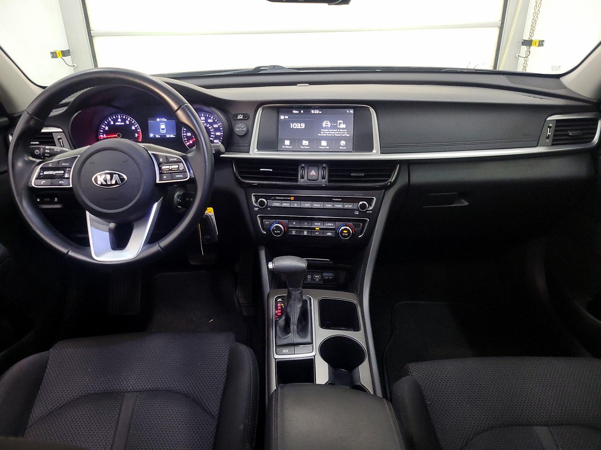 Thumbnail: 2019 Kia Optima - 9