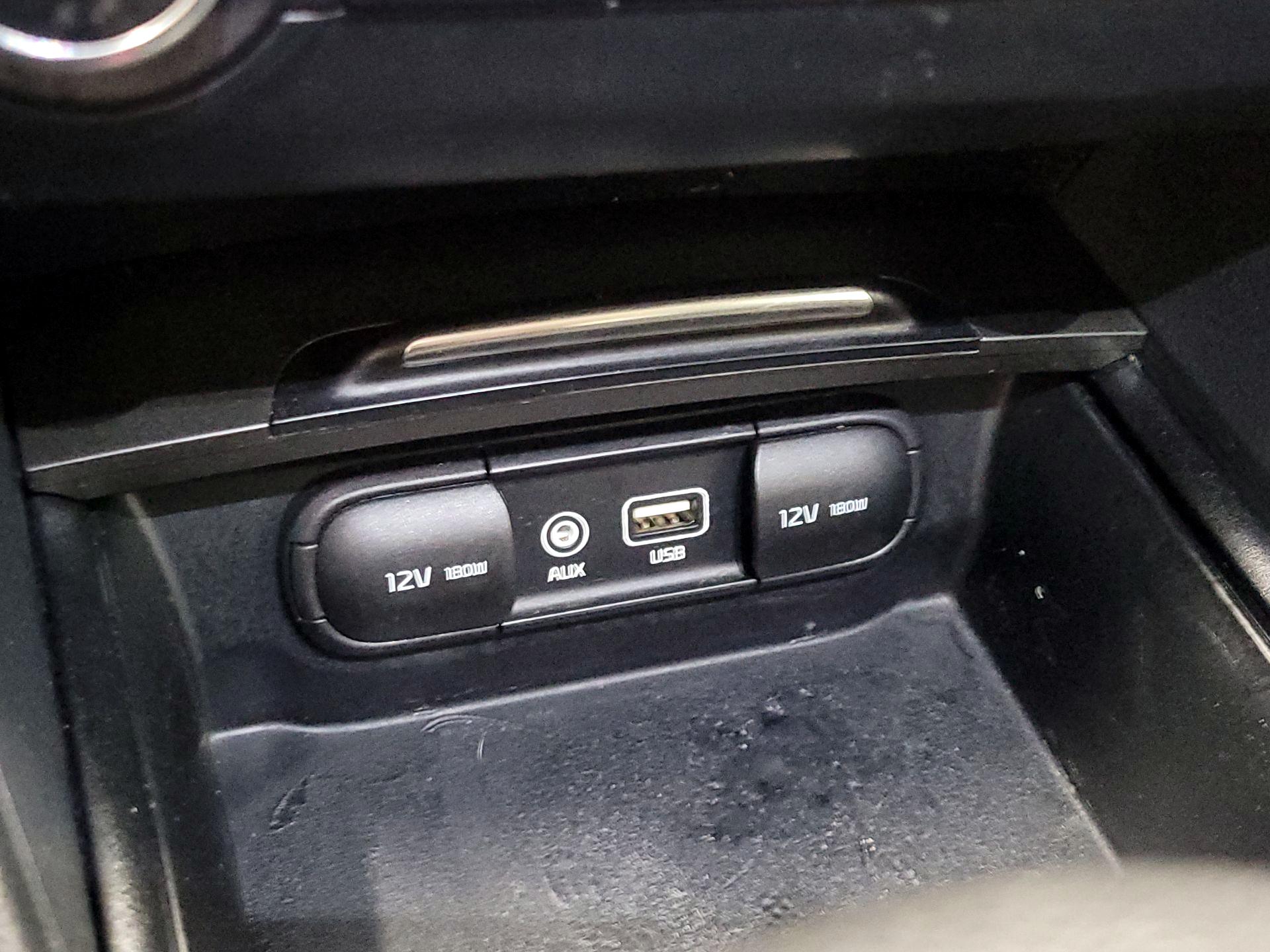 Thumbnail: 2019 Kia Optima - 18