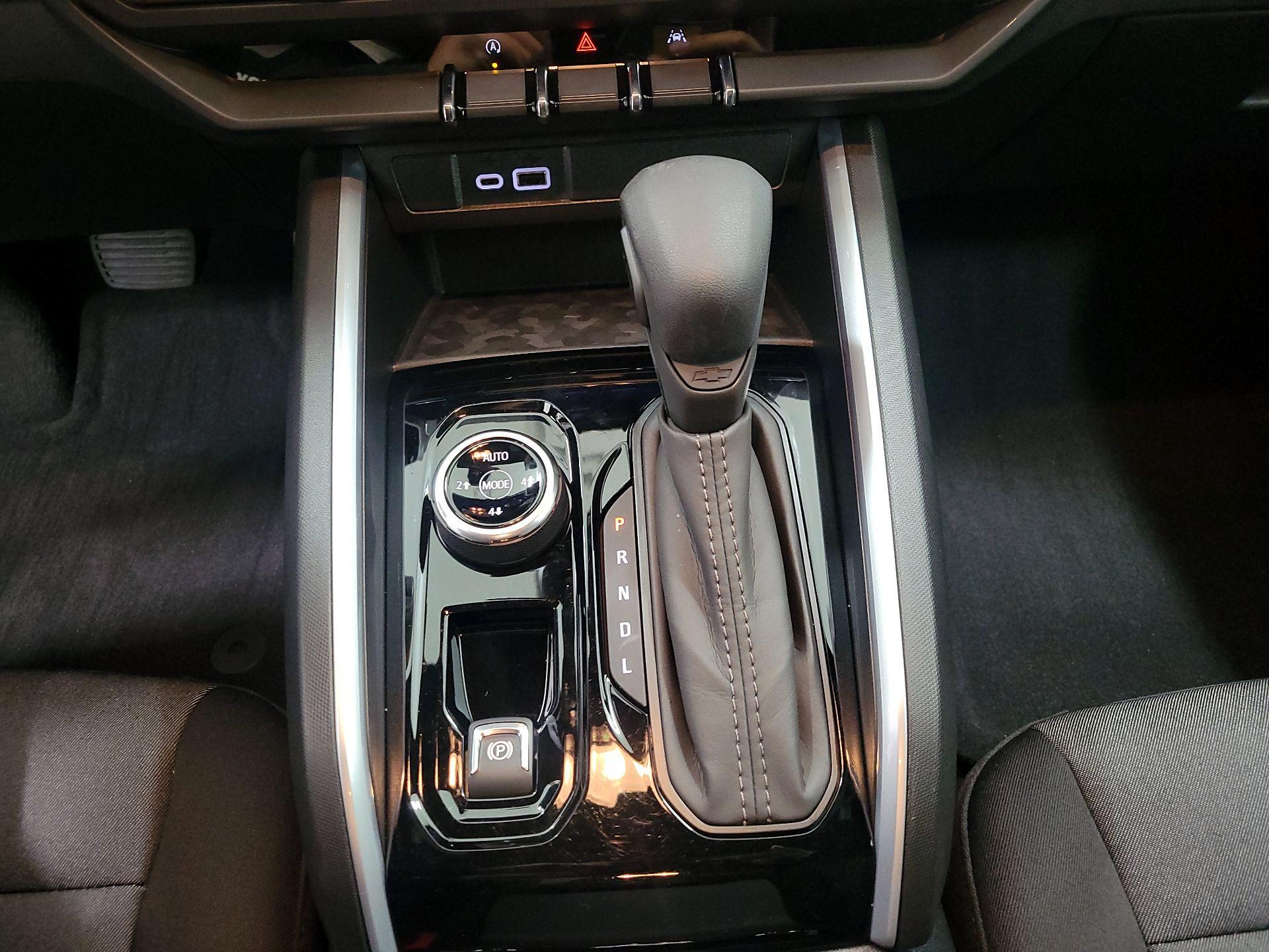 Thumbnail: 2025 Chevrolet Colorado - 17