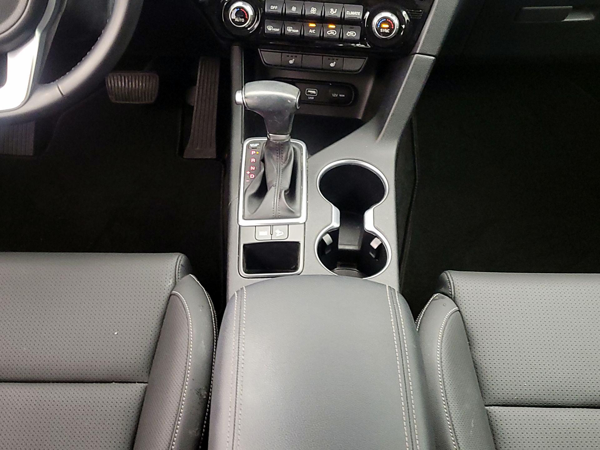 Thumbnail: 2020 Kia Sportage - 17