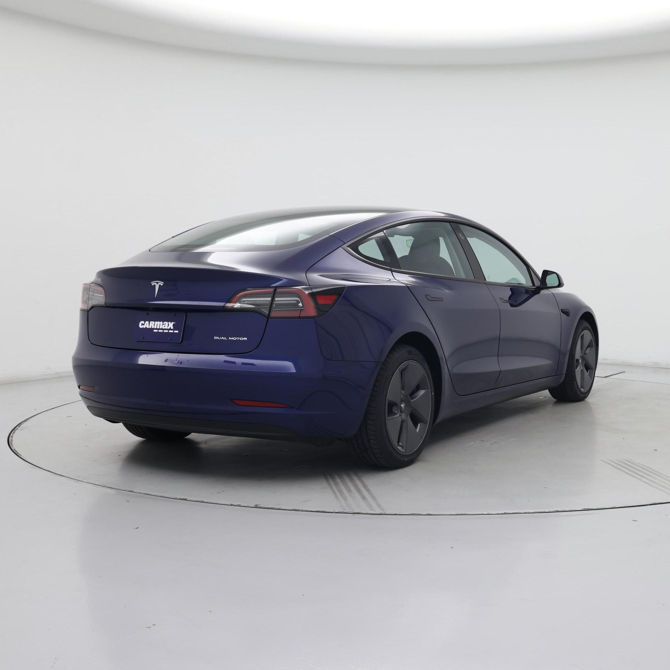 Thumbnail: 2023 Tesla Model 3 - 8