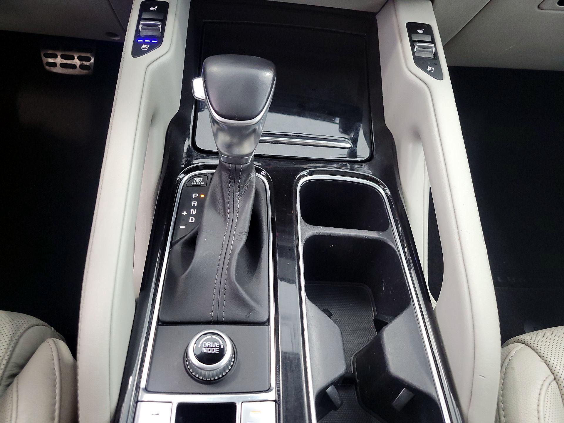 Thumbnail: 2020 Kia Telluride - 18