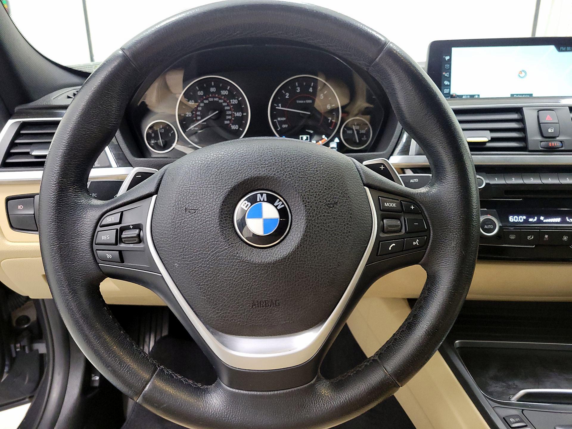 Thumbnail: 2017 BMW 3 Series - 10