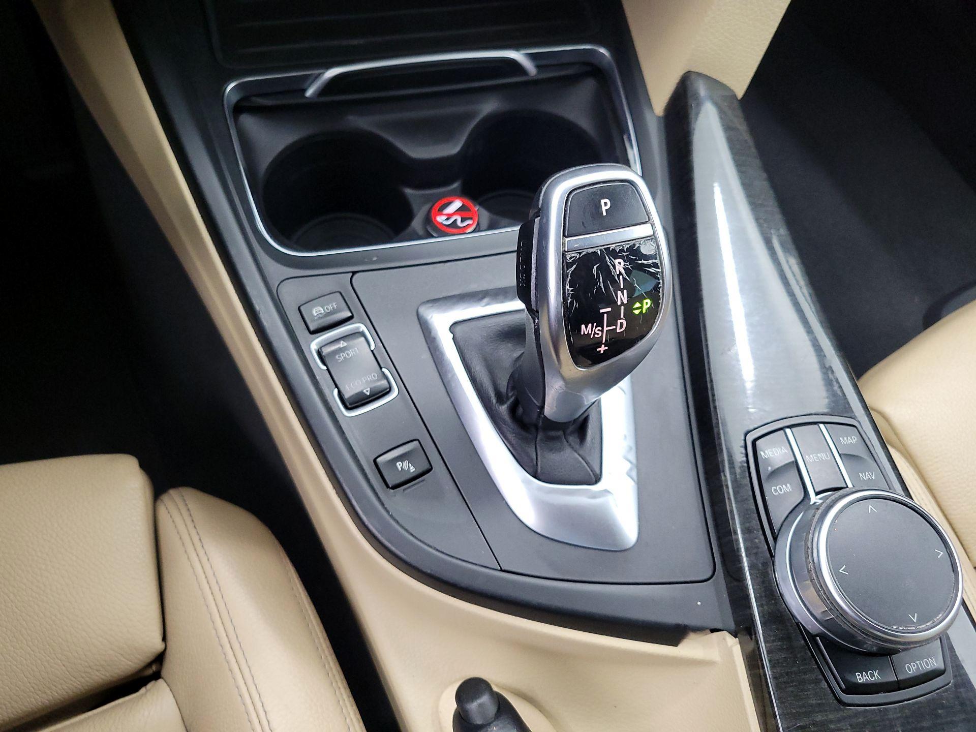 Thumbnail: 2017 BMW 3 Series - 18