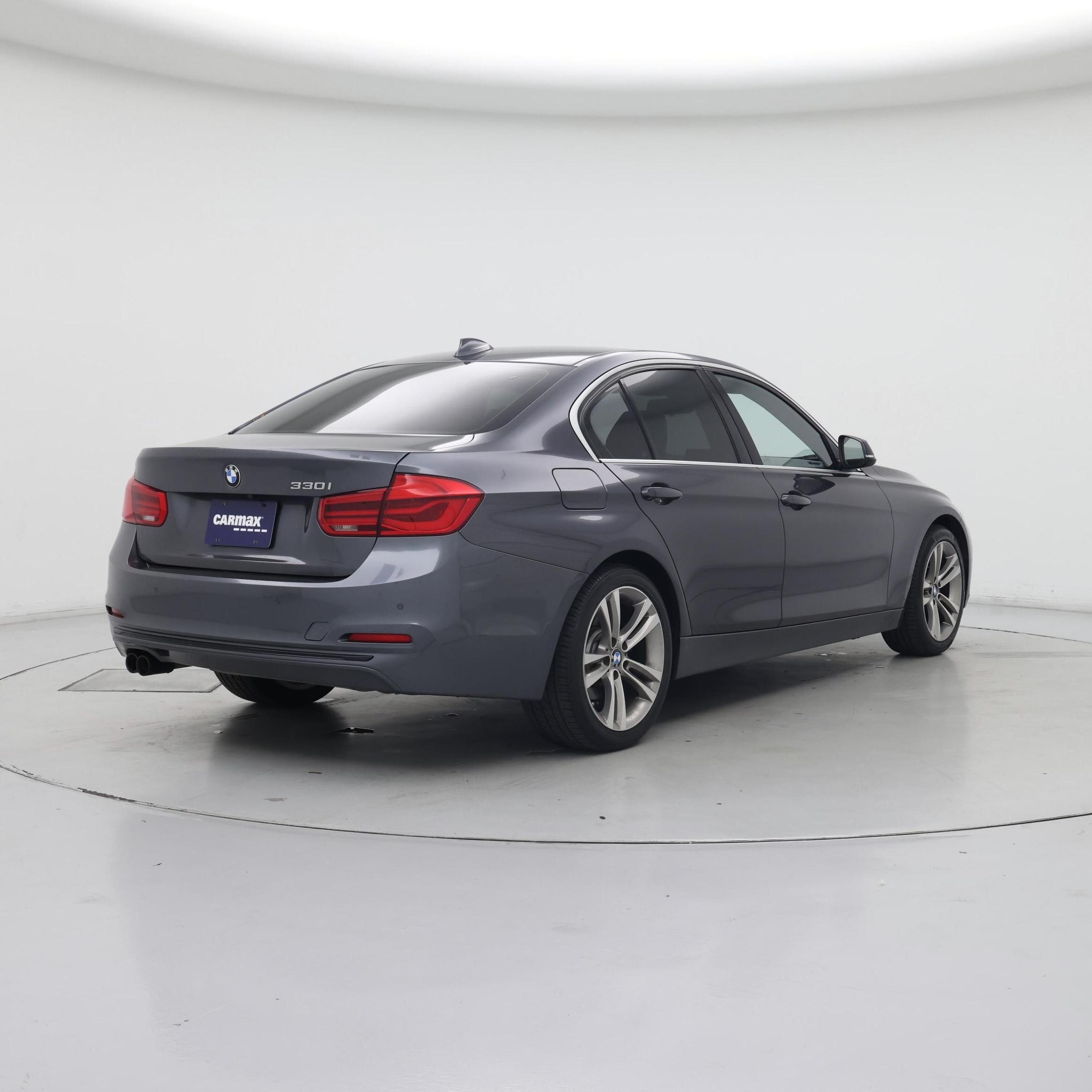 Thumbnail: 2017 BMW 3 Series - 8