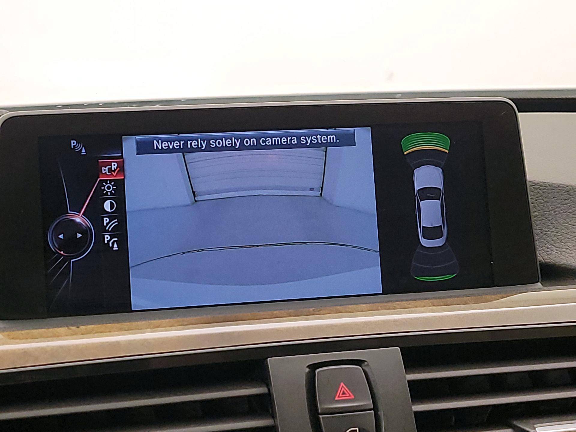 Thumbnail: 2015 BMW 4 Series - 15